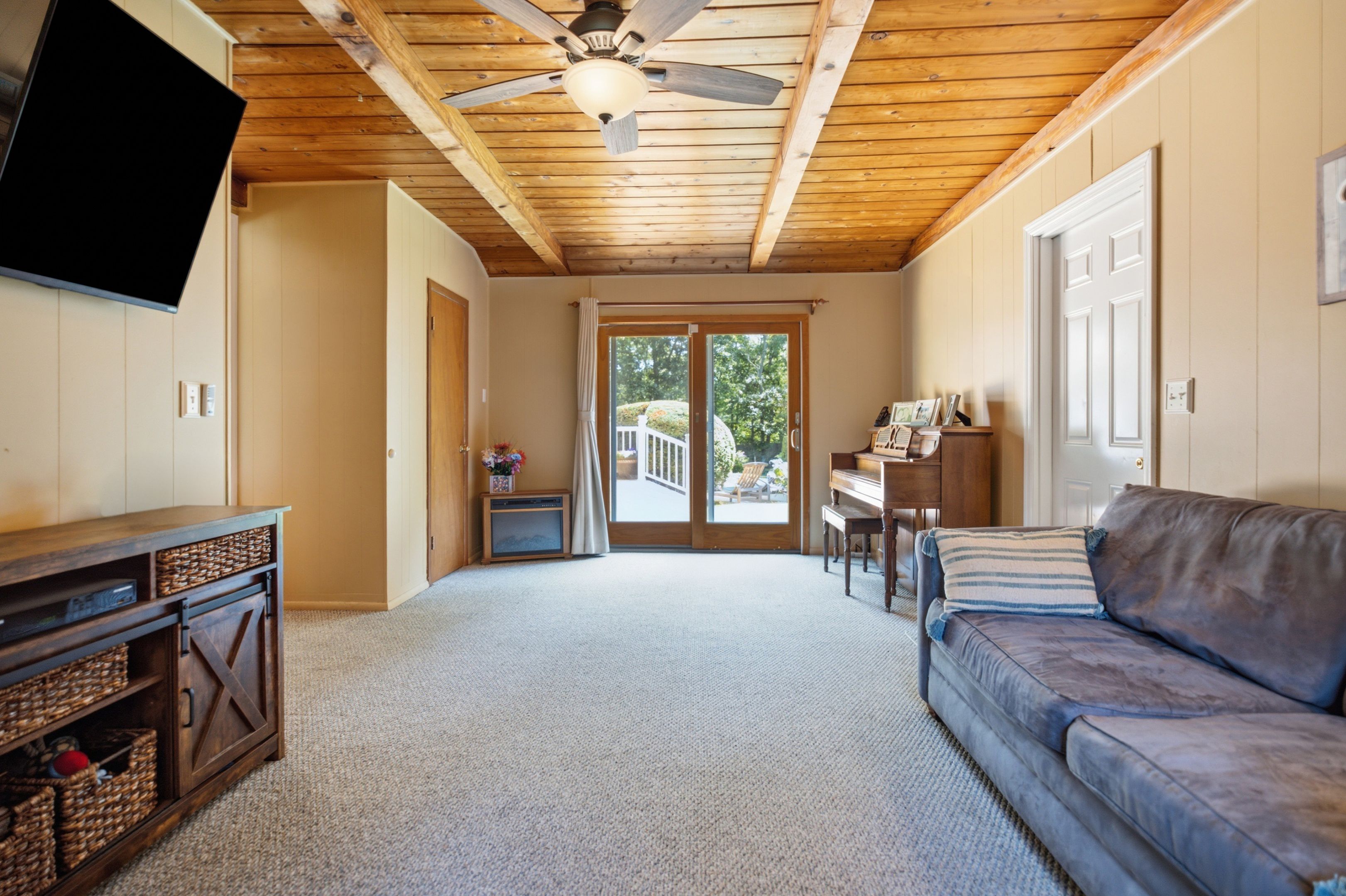  5 Columbine Avenue, Hampton Bays, NY, 11946 - 物件實景