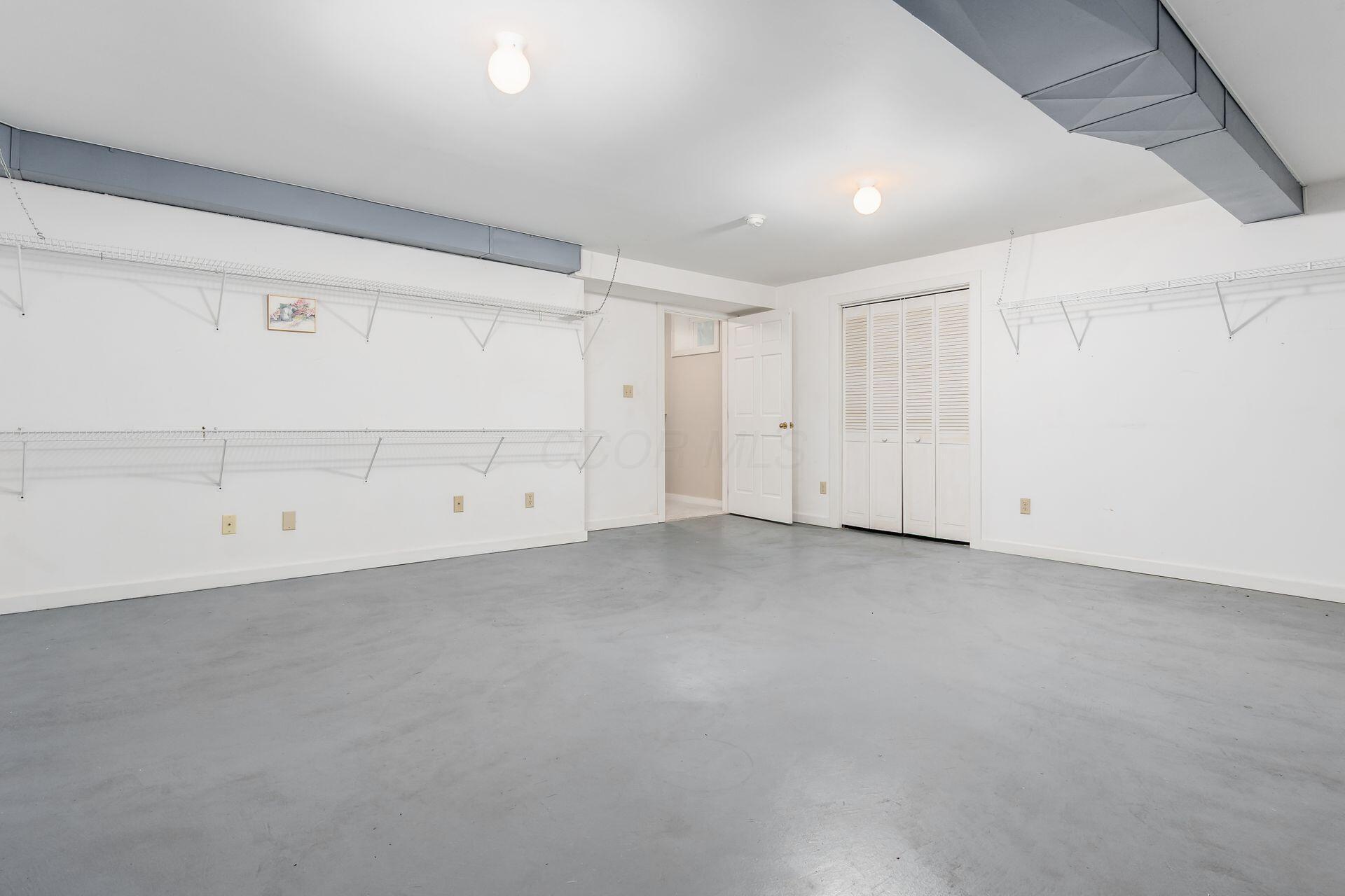 Columbus, Ohio, 43206, United States, 2 Bedrooms Bedrooms, ,3 BathroomsBathrooms,Residential,For Sale,1874605