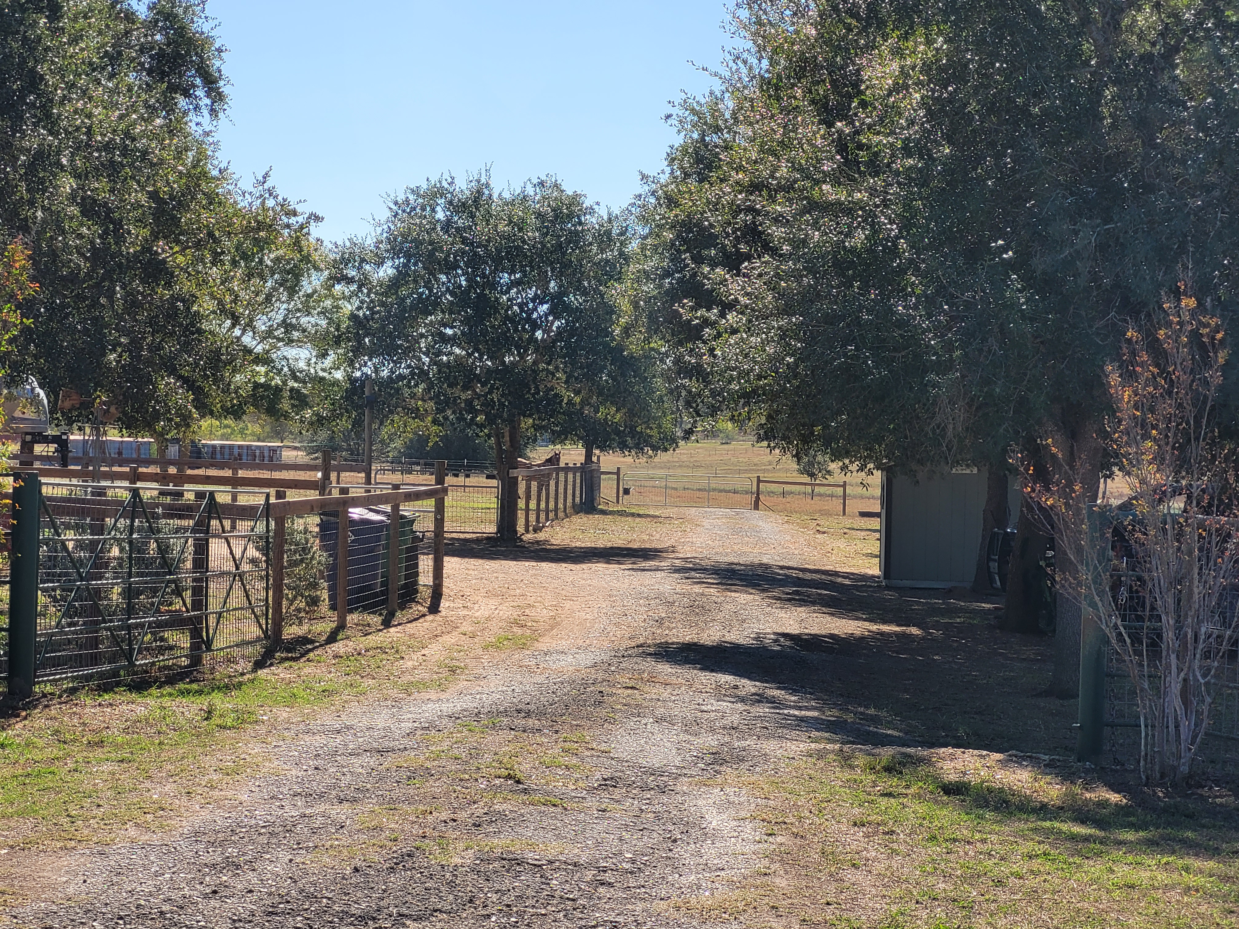 Stockdale, Texas, 78160, United States, 2 Bedrooms Bedrooms, ,1 BathroomBathrooms,Residential,For Sale,1990208