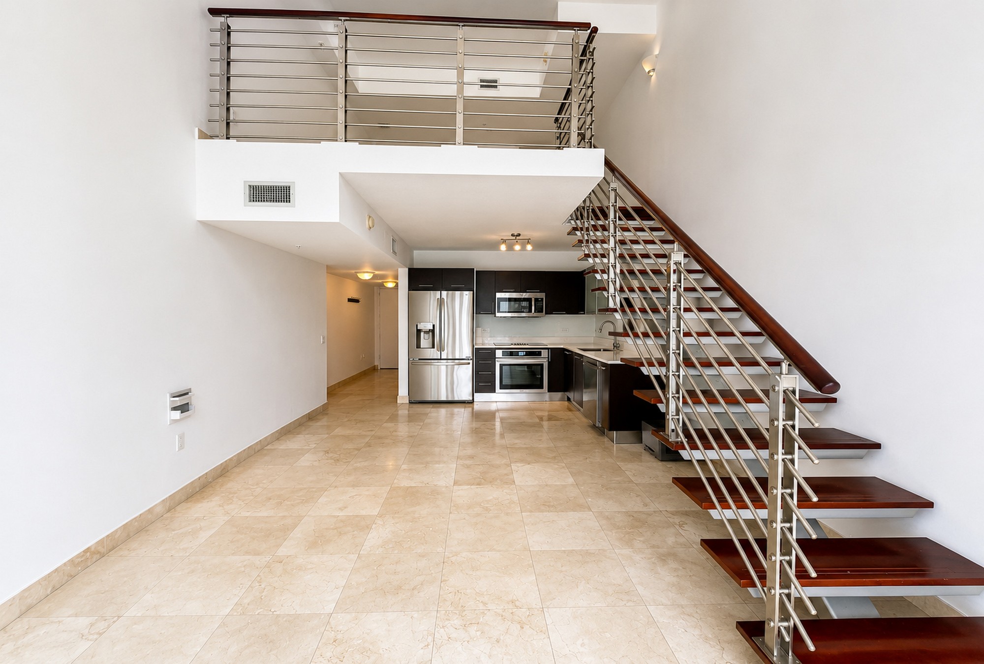  41 SE 5th St, Miami, FL, 33131 - 物件實景