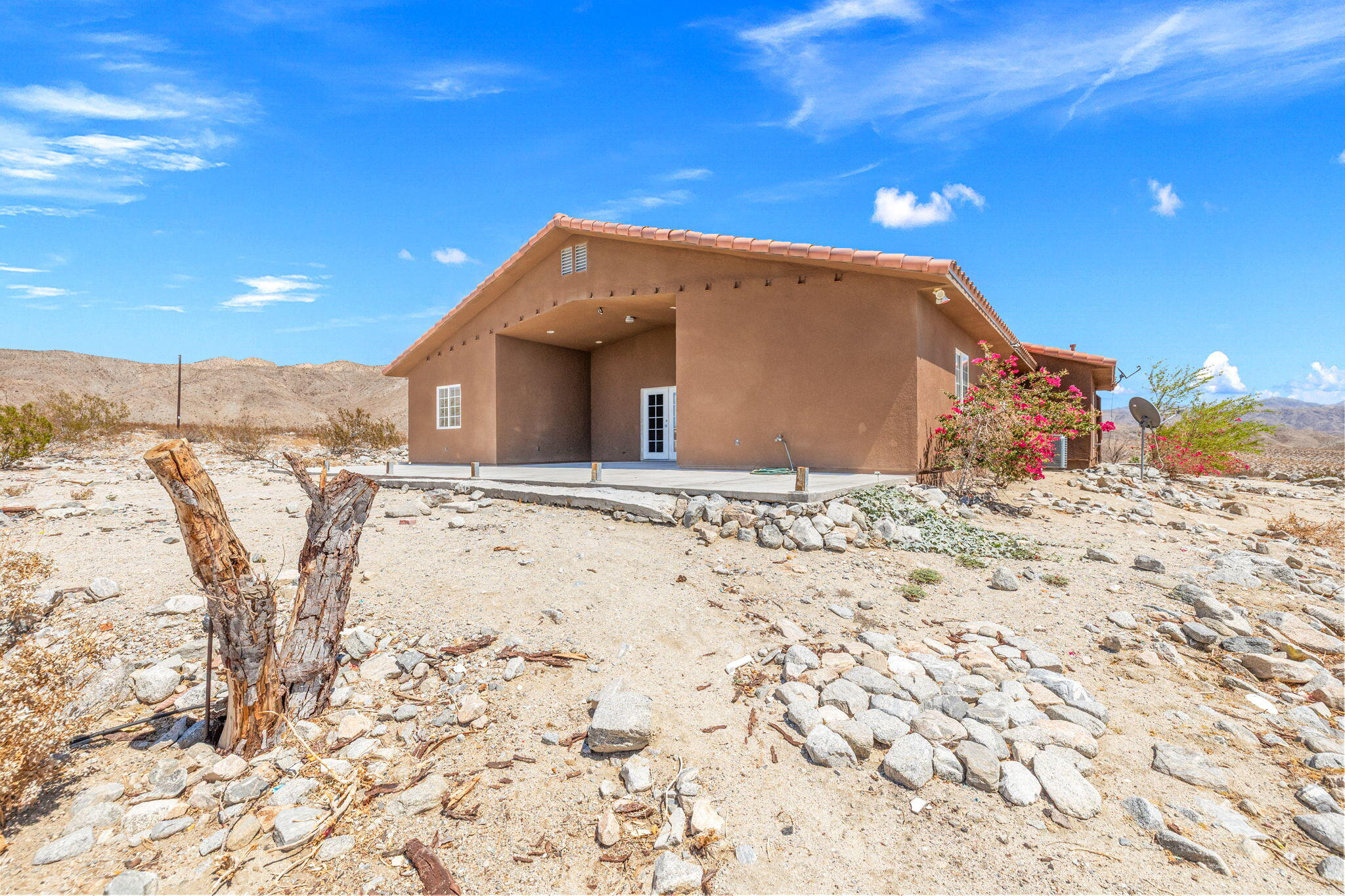 Sky Valley, California, 92241, United States, 4 Bedrooms Bedrooms, ,3 BathroomsBathrooms,Residential,For Sale,1941017