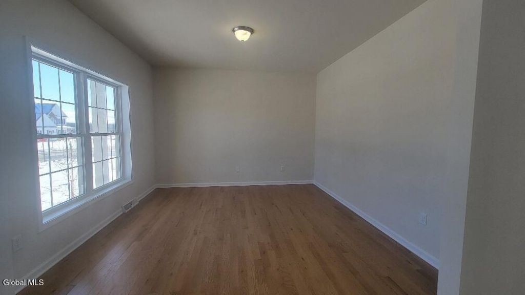 Mechanicville, New York, 12118, United States, 3 Bedrooms Bedrooms, ,3 BathroomsBathrooms,Residential,For Sale,1989514