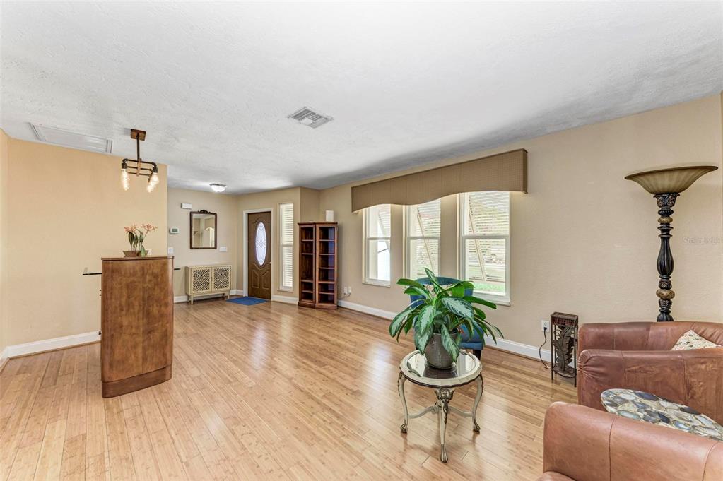 Punta Gorda, Florida, 33950, United States, 3 Bedrooms Bedrooms, ,2 BathroomsBathrooms,Residential,For Sale,1972837