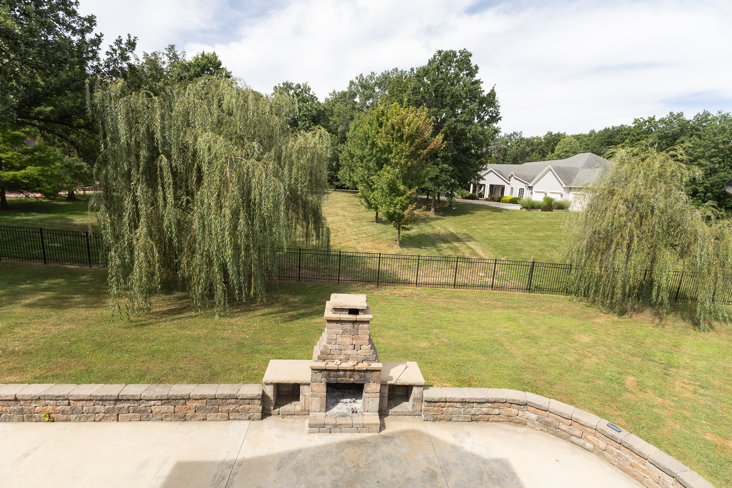 Moberly, Missouri, 65270, United States, 5 Bedrooms Bedrooms, ,Residential,For Sale,1928101