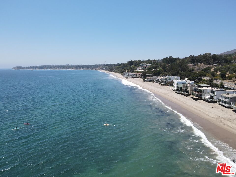 Malibu, California, 90265, United States, 3 Bedrooms Bedrooms, ,3 BathroomsBathrooms,Residential,For Sale,1918714