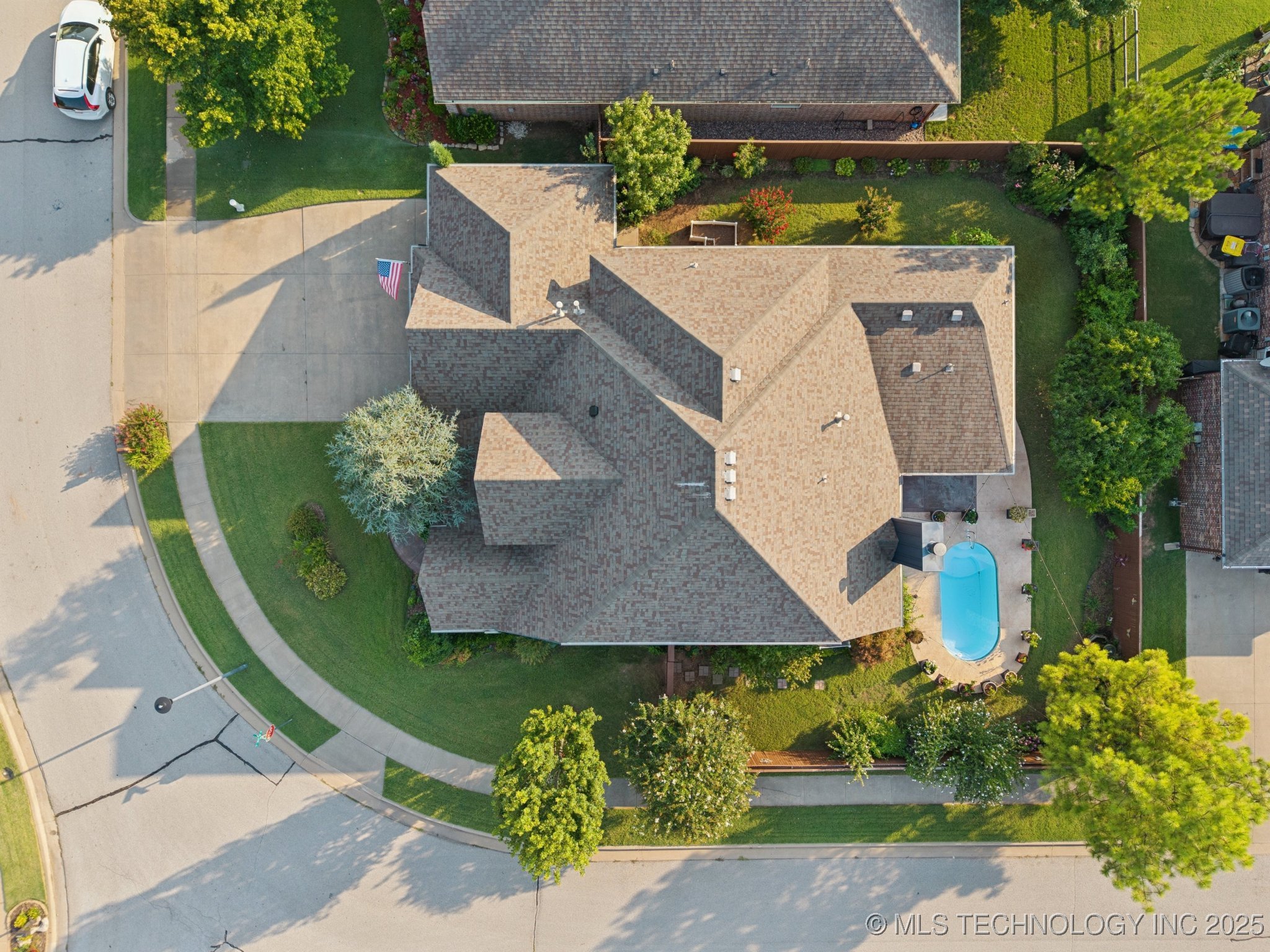 Bixby, Oklahoma, 74008, United States, 4 Bedrooms Bedrooms, ,4 BathroomsBathrooms,Residential,For Sale,1911638