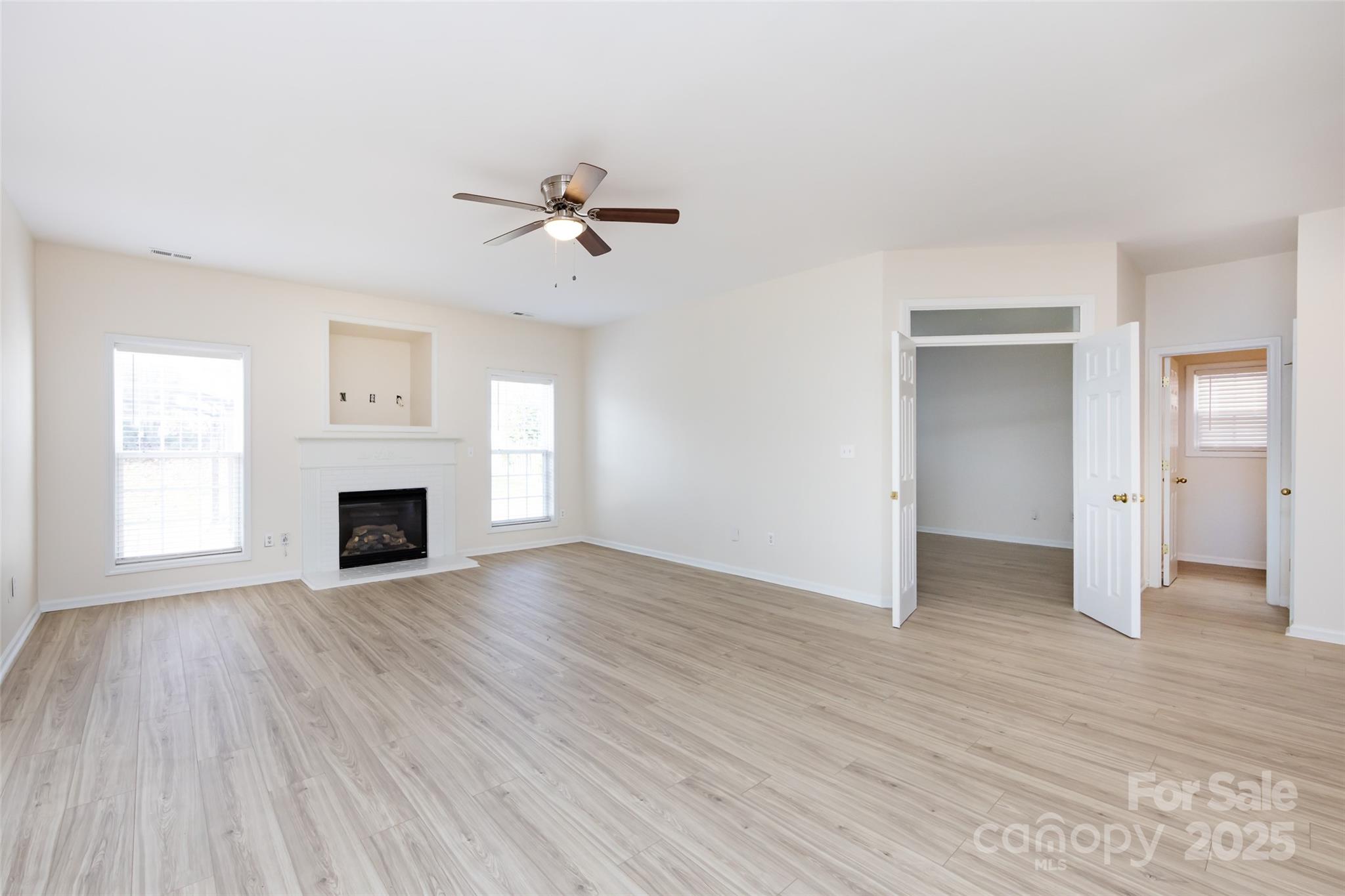 Charlotte, North Carolina, 28262, United States, 4 Bedrooms Bedrooms, ,4 BathroomsBathrooms,Residential,For Sale,2001686