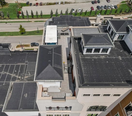 Carmel, Indiana, 46032, United States, 3 Bedrooms Bedrooms, ,4 BathroomsBathrooms,Residential,For Sale,2000560