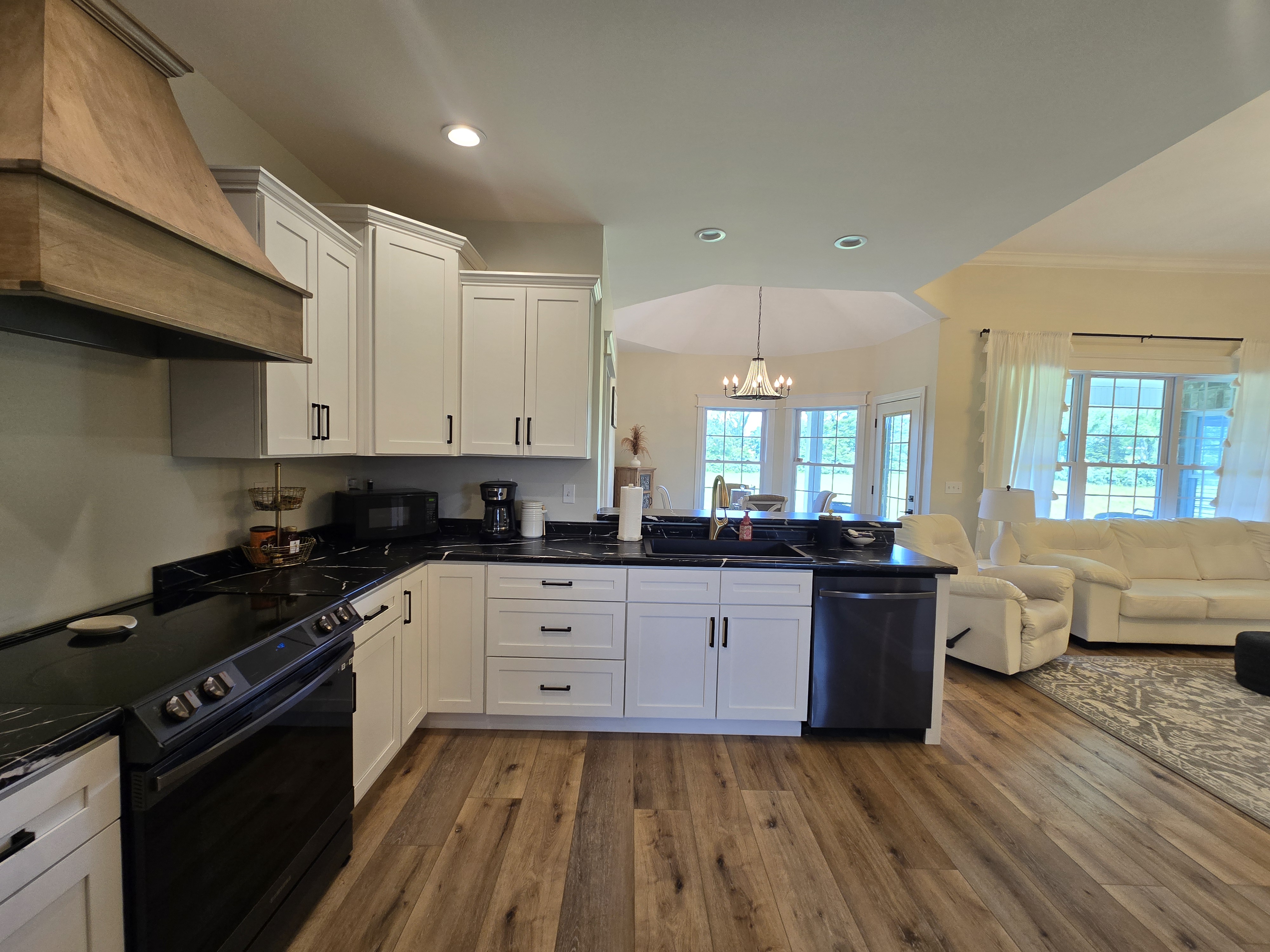 Harrogate, Tennessee, 37752, United States, 3 Bedrooms Bedrooms, ,2 BathroomsBathrooms,Residential,For Sale,1982987