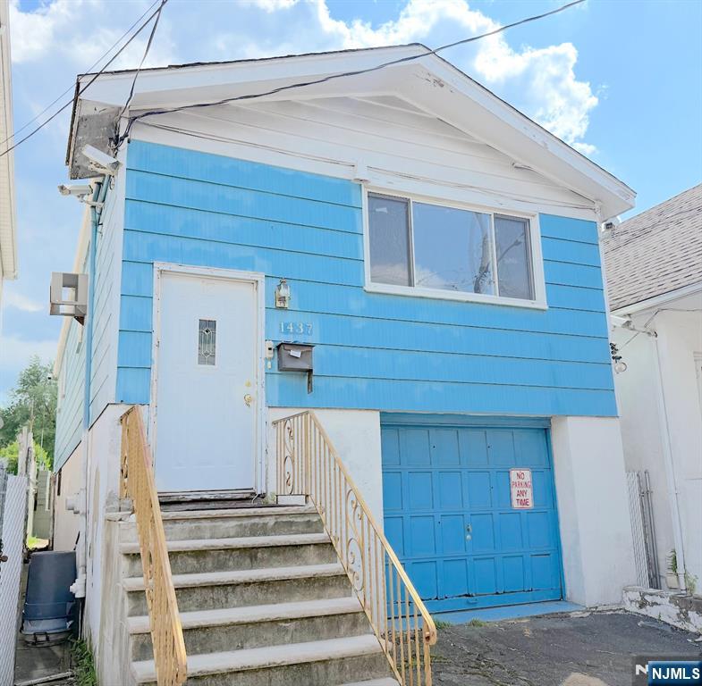 North Bergen, New Jersey, 07047, United States, 3 Bedrooms Bedrooms, ,2 BathroomsBathrooms,Residential,For Sale,1875990