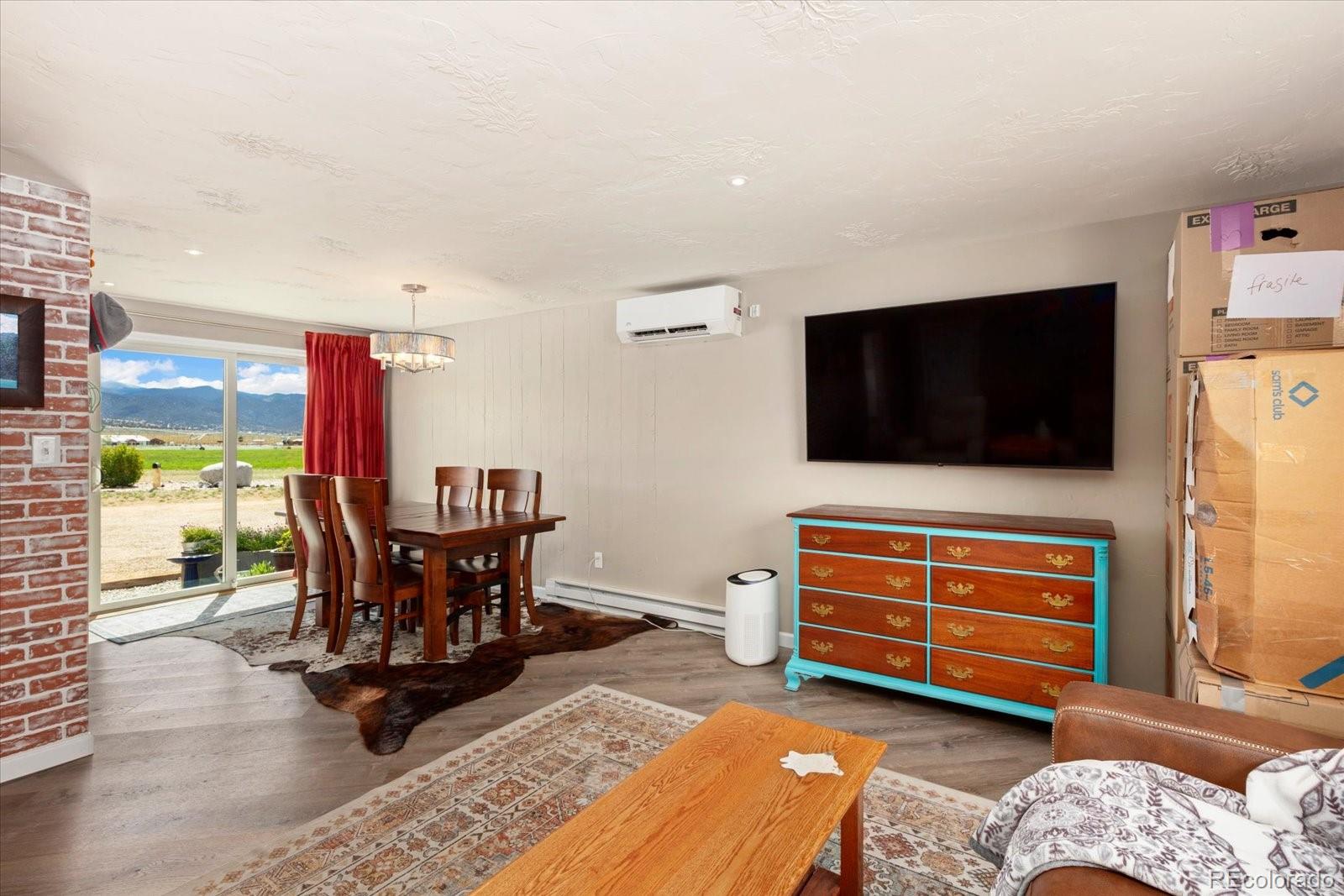Salida, Colorado, 81201, United States, 3 Bedrooms Bedrooms, ,1 BathroomBathrooms,Residential,For Sale,2045290