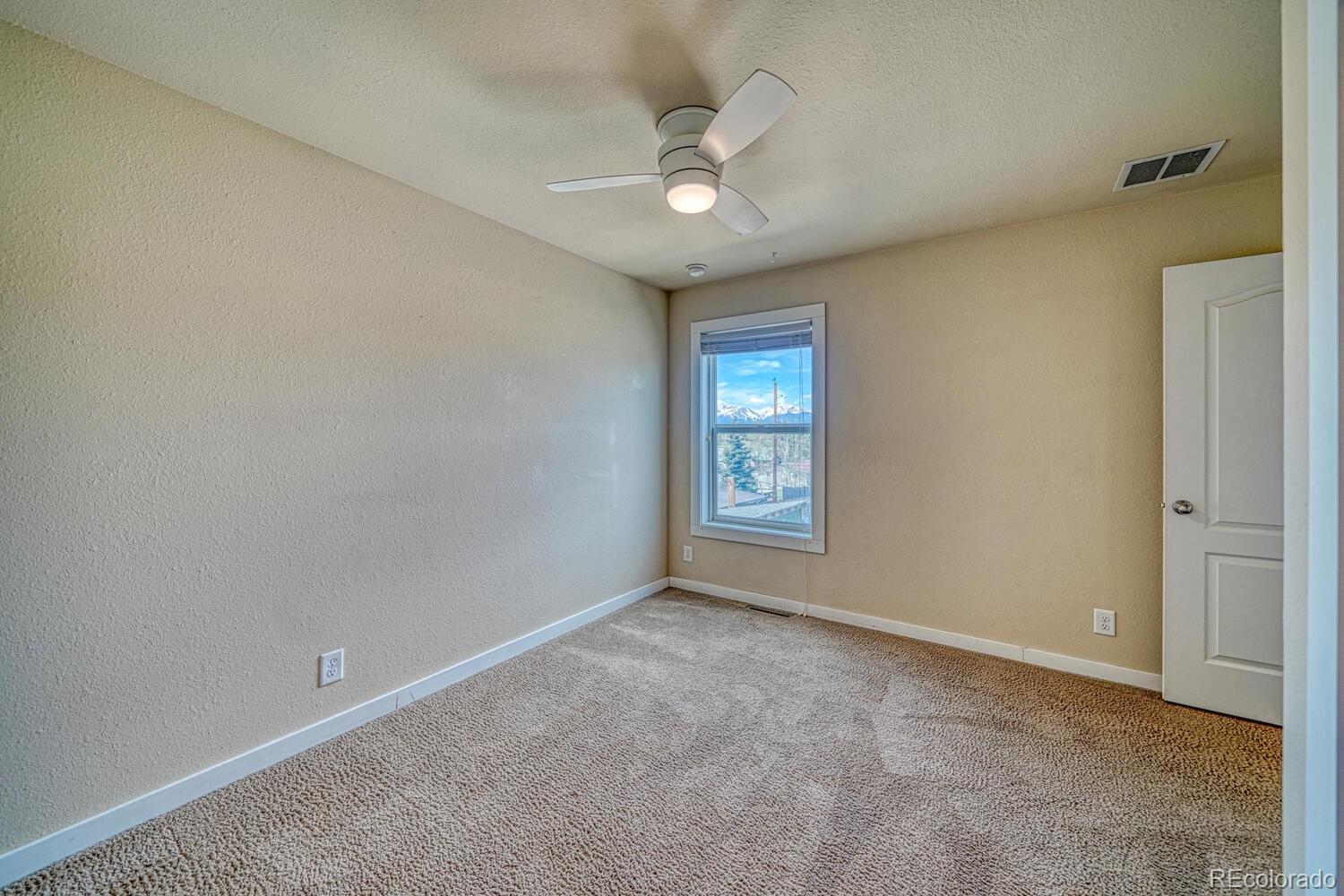 Leadville, Colorado, 80461, United States, 3 Bedrooms Bedrooms, ,2 BathroomsBathrooms,Residential,For Sale,1847315