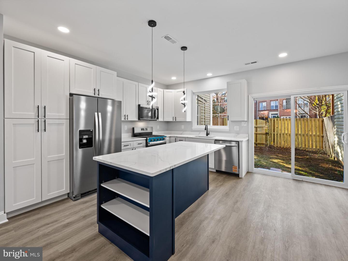 Herndon, Virginia, 20171, United States, 4 Bedrooms Bedrooms, ,4 BathroomsBathrooms,Residential,For Sale,1989077