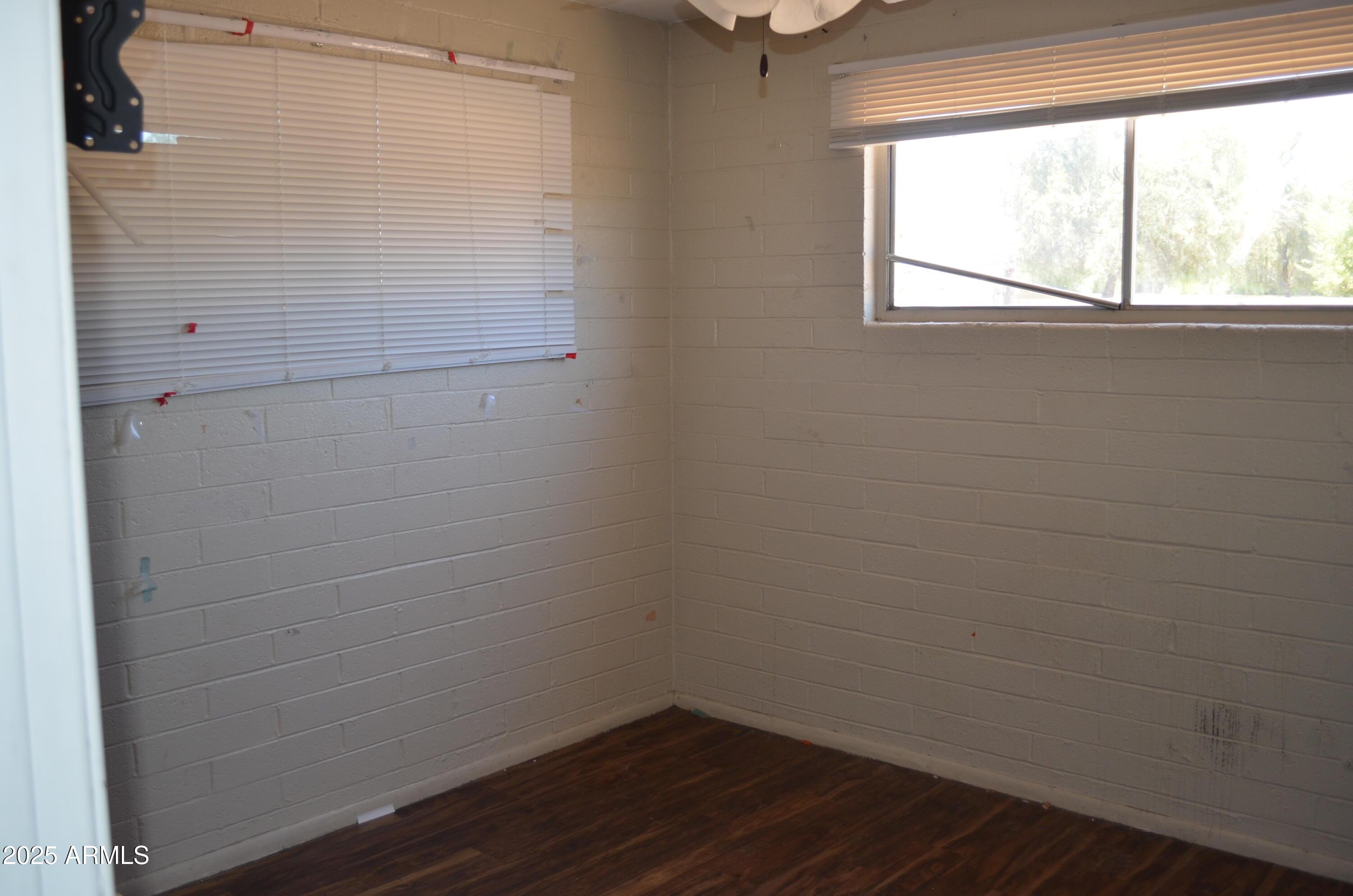 Glendale, Arizona, 85301, United States, 2 Bedrooms Bedrooms, ,1 BathroomBathrooms,Residential,For Sale,1983785