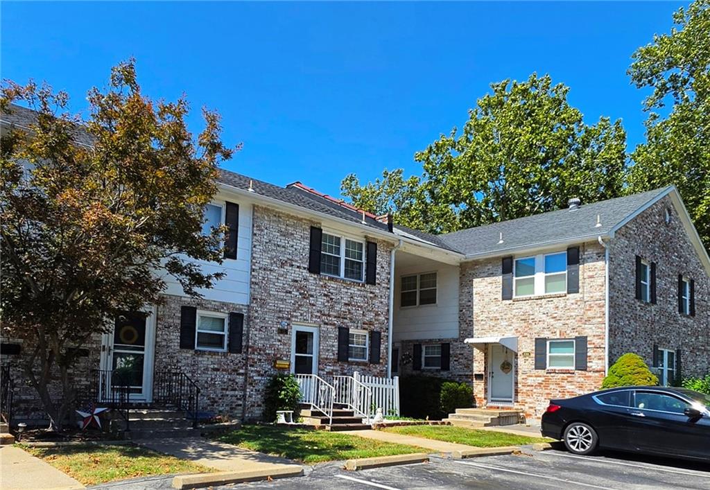 Woodward St, Overland Park, KS 66212 #1