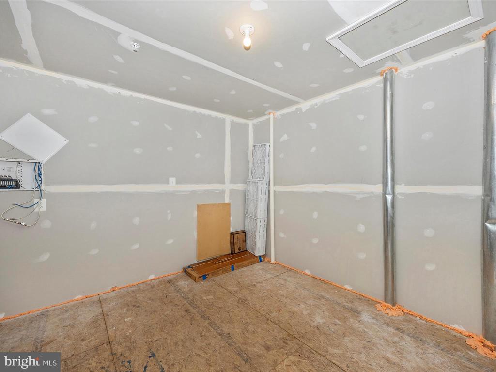 Frederick, Maryland, 21703, United States, 3 Bedrooms Bedrooms, ,3 BathroomsBathrooms,Residential,For Sale,1935549