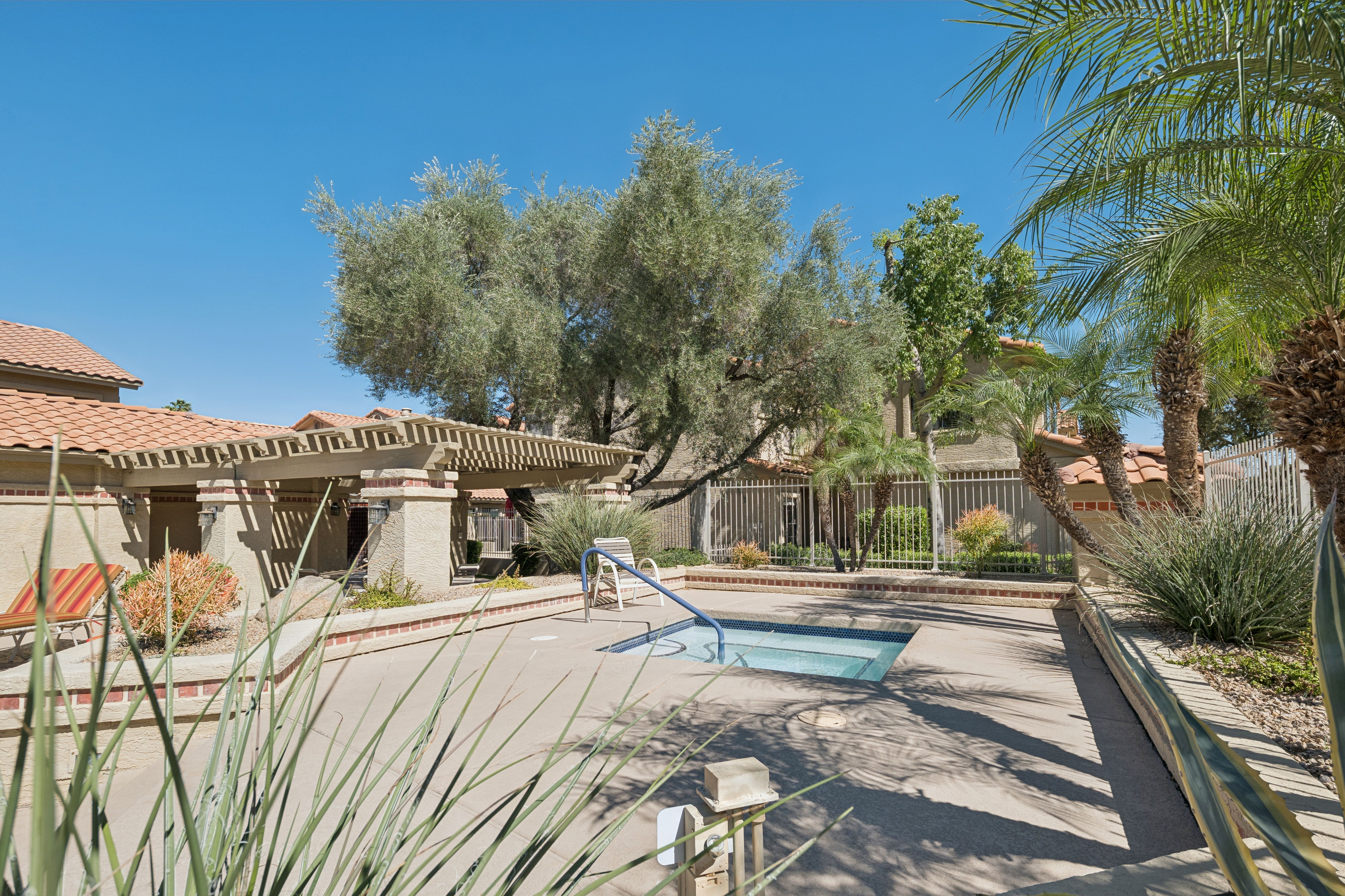  7925 E Pepper Tree Lane  Scottsdale, AZ - 物件實景