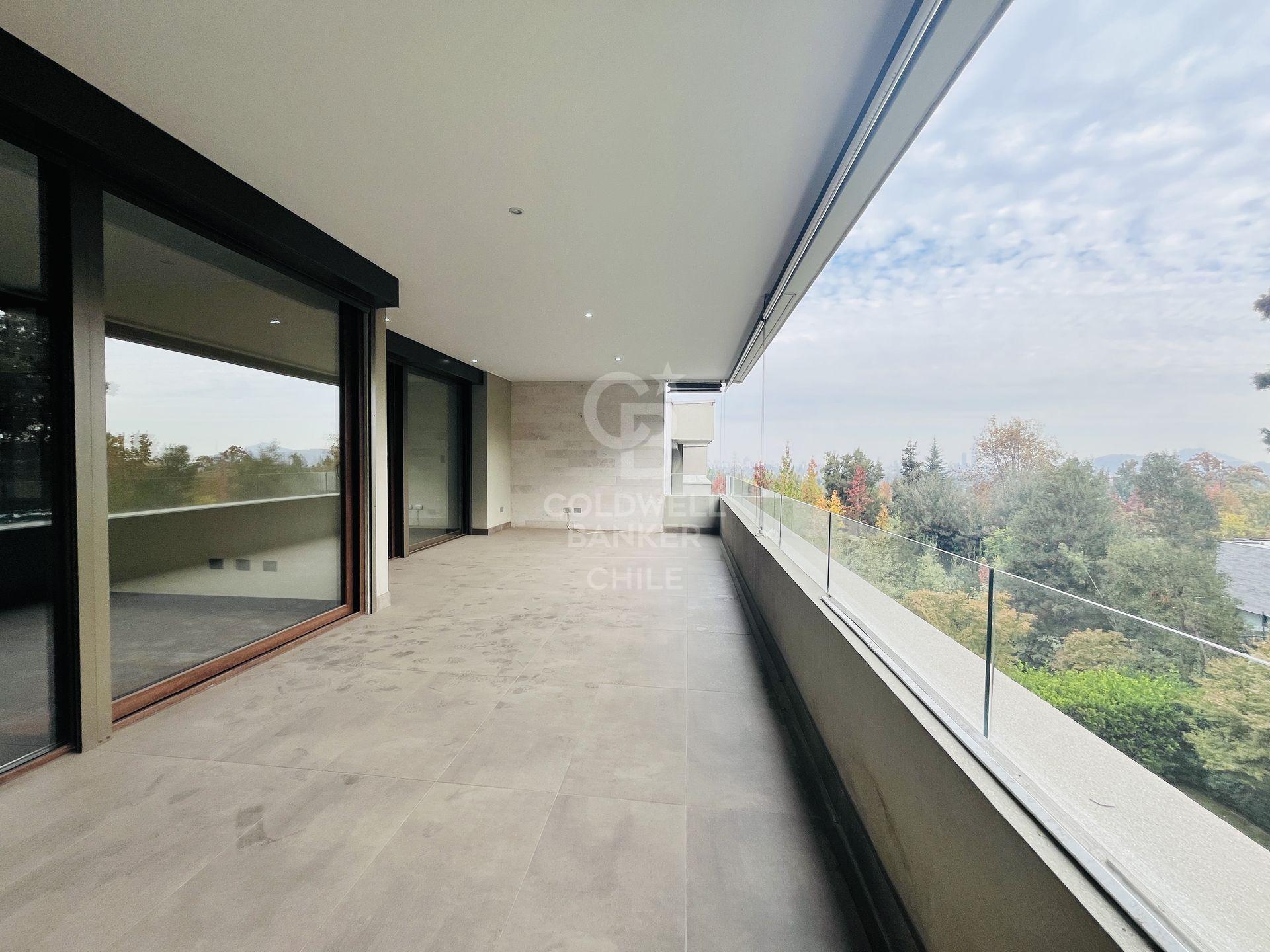 Vitacura, Chile, 3 Bedrooms Bedrooms, ,4 BathroomsBathrooms,Residential,For Sale,1849971