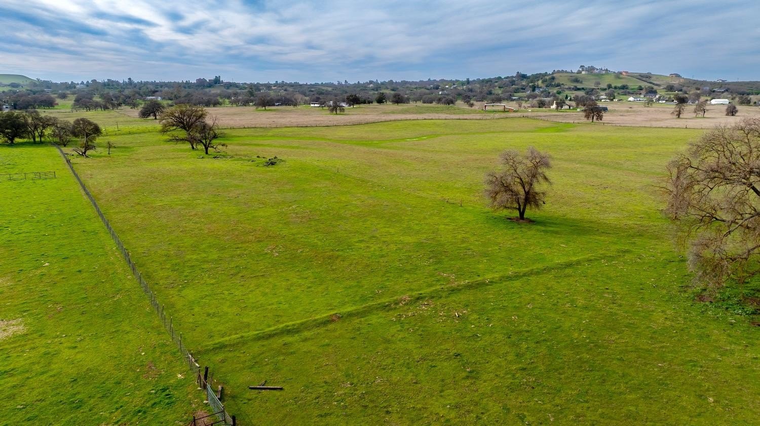Burson, California, 95225, United States, ,Residential,For Sale,1880944