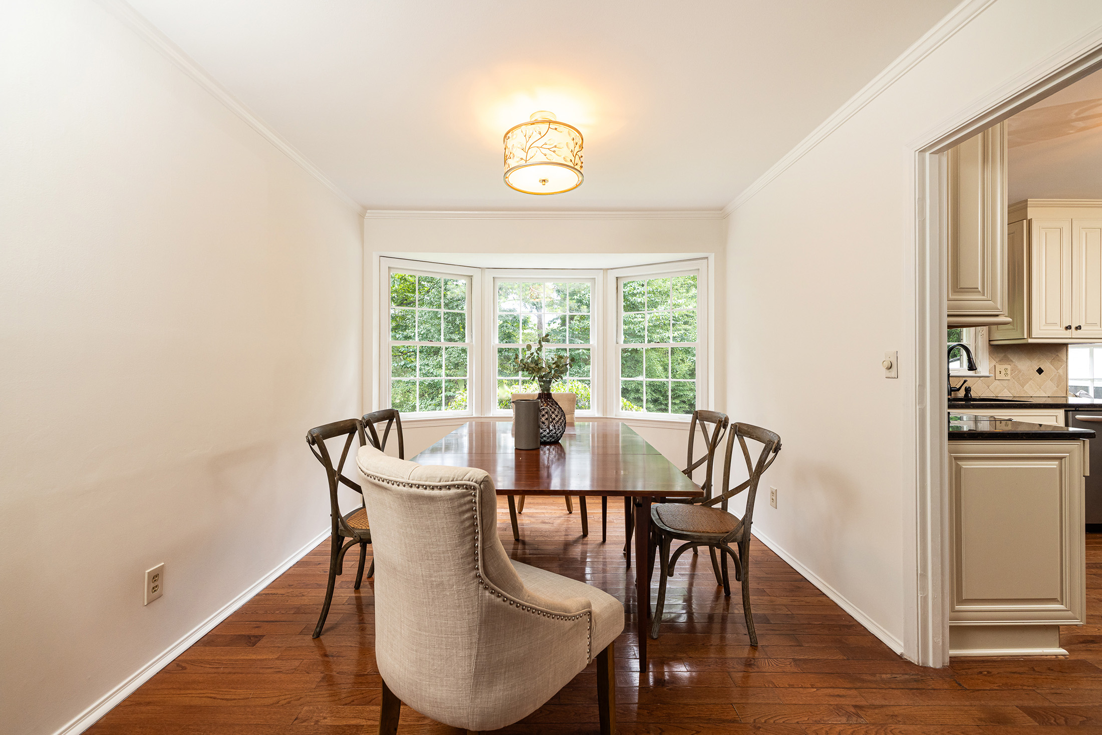  Beautifully Updated Home in Sought-after Arden Woods Neighborhood of Dunwoody - 物件實景