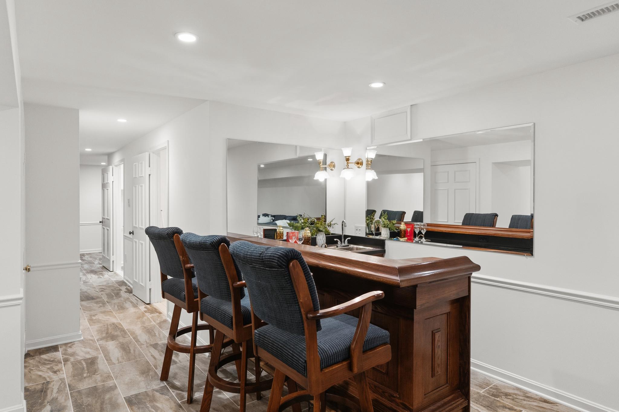  7905 Belleflower Drive, Springfield, VA, 22152 - 物件實景
