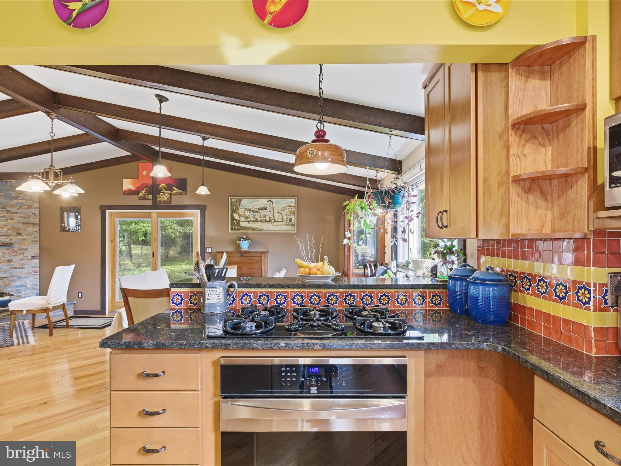 Silver Spring, Maryland, 20902, United States, 3 Bedrooms Bedrooms, ,3 BathroomsBathrooms,Residential,For Sale,2009979