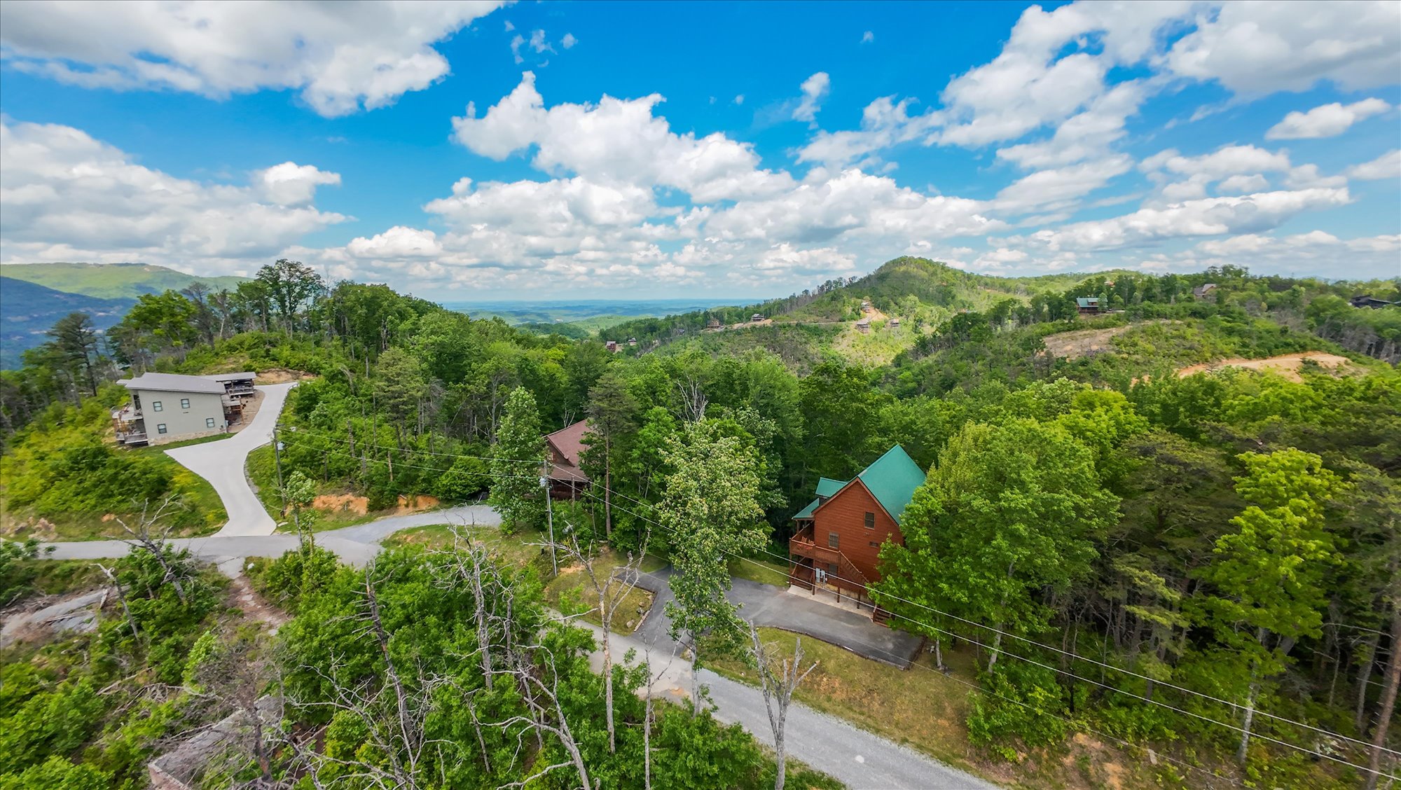 Sevierville, Tennessee, 37862, United States, 3 Bedrooms Bedrooms, ,3 BathroomsBathrooms,Residential,For Sale,1920301