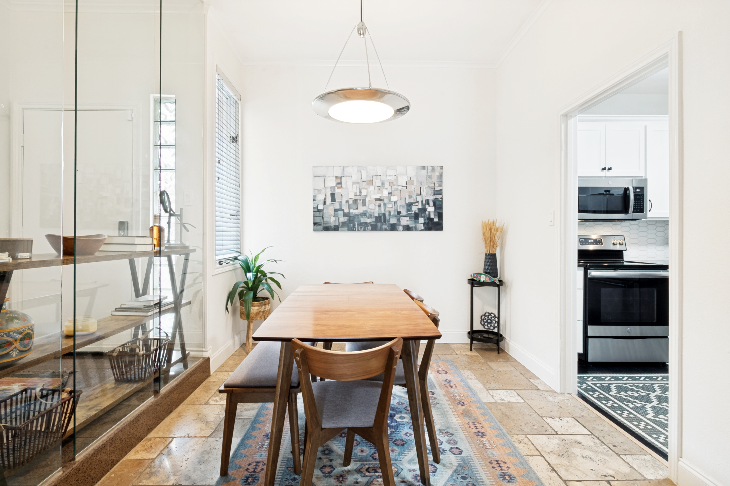  4040 Avondale Avenue #204 - 物件實景