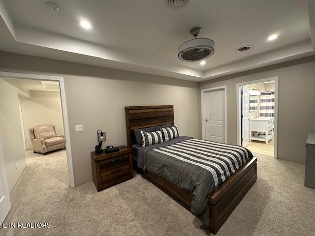 Middlesboro, Kentucky, 40965, United States, 5 Bedrooms Bedrooms, ,4 BathroomsBathrooms,Residential,For Sale,1915642