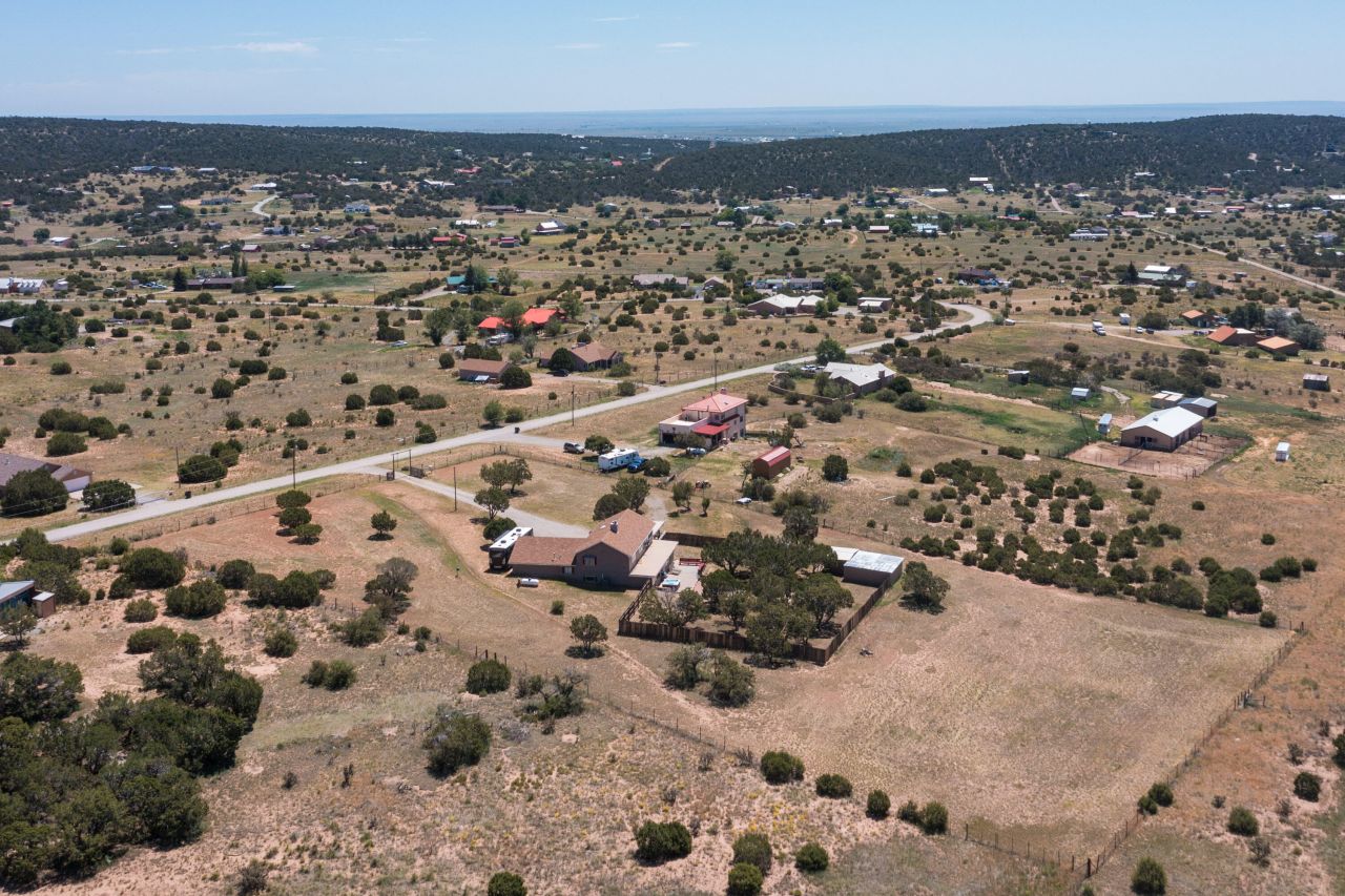 Edgewood, New Mexico, 87015, United States, 4 Bedrooms Bedrooms, ,3 BathroomsBathrooms,Residential,For Sale,1892952