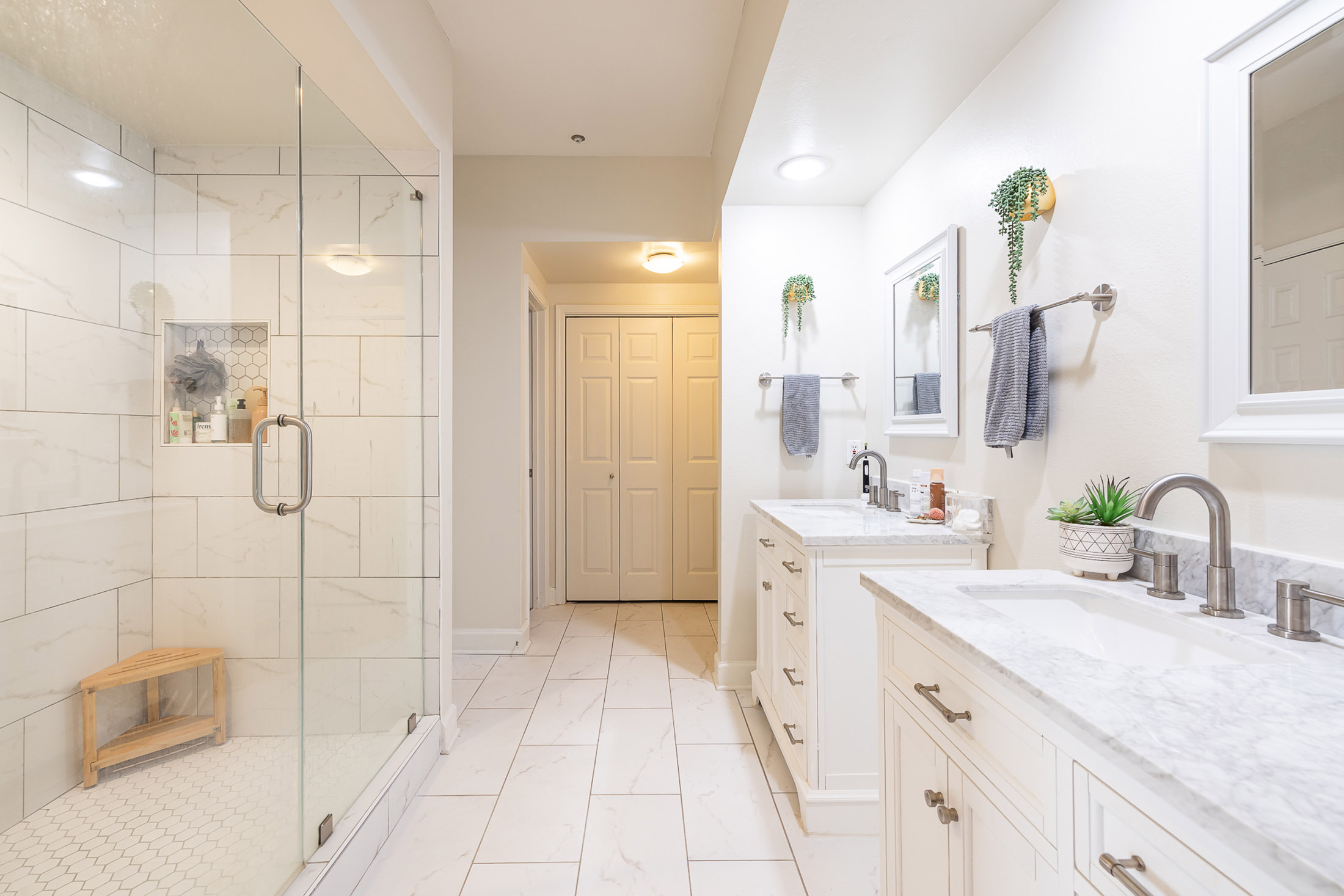  Beautiful One Bedroom Condo in a Sought-after Community - 物件實景