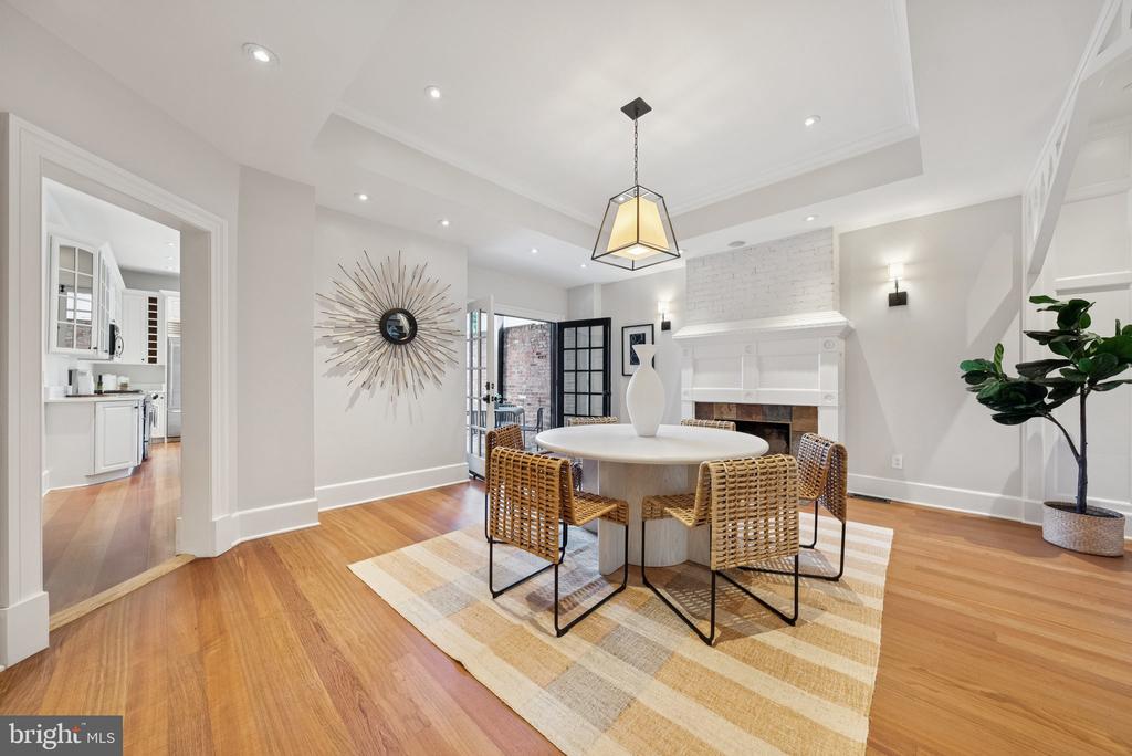 Washington, District of Columbia, 20009, United States, 4 Bedrooms Bedrooms, ,4 BathroomsBathrooms,Residential,For Sale,1902983