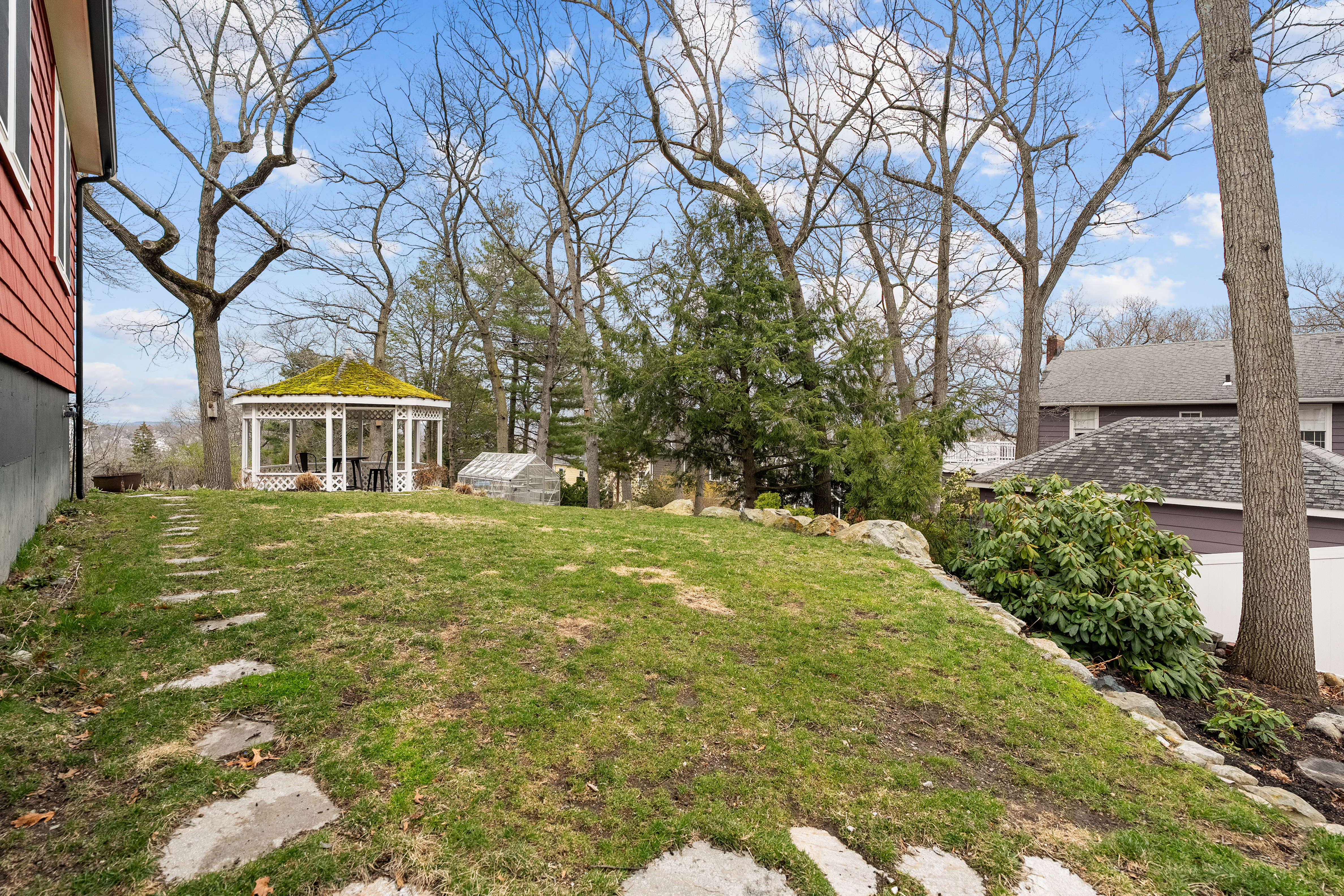  24 Grandview Rd, Arlington, MA, 02476 - 物件實景