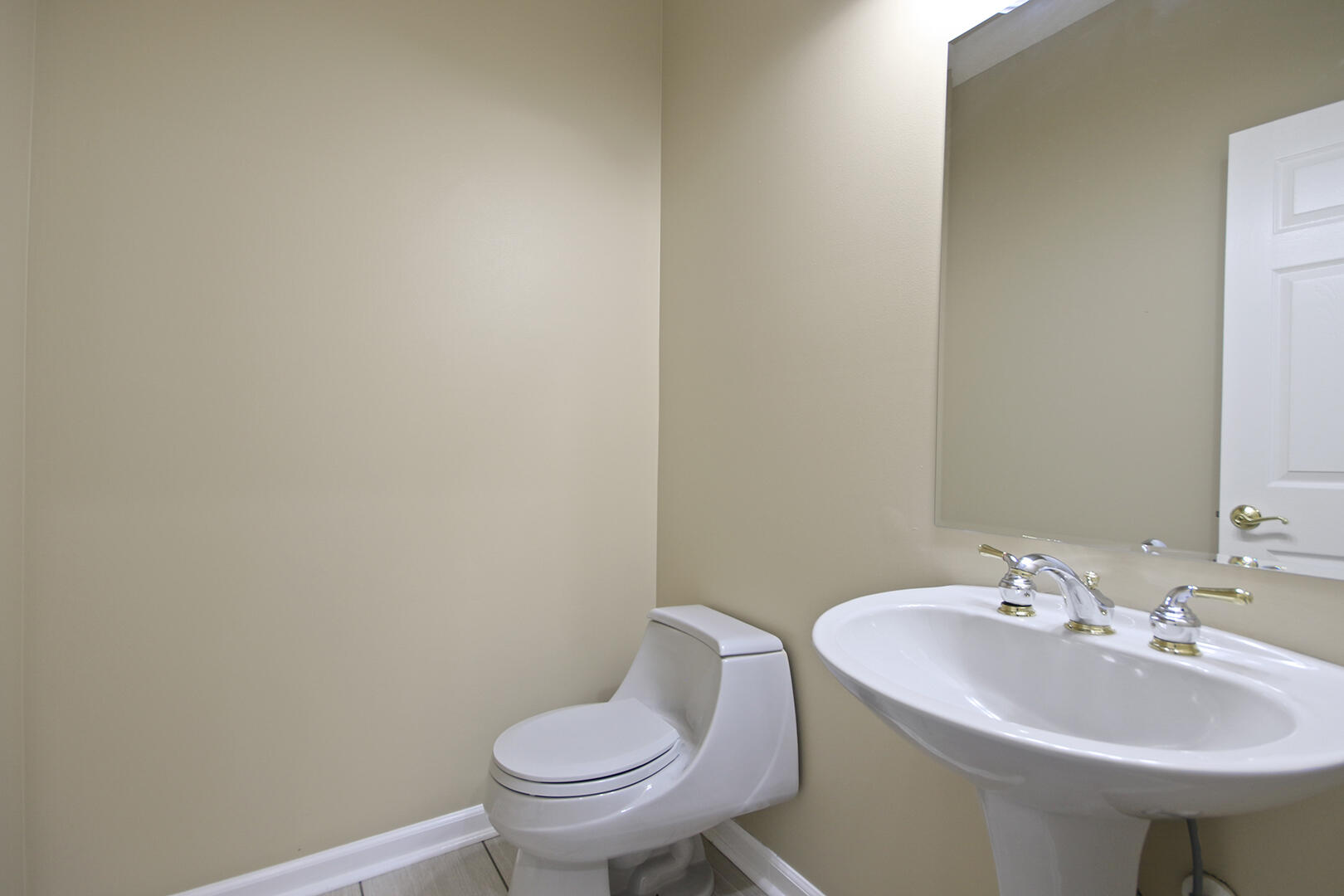 COLUMBIA, Missouri, 65203, United States, 5 Bedrooms Bedrooms, ,4 BathroomsBathrooms,Residential,For Sale,1934961