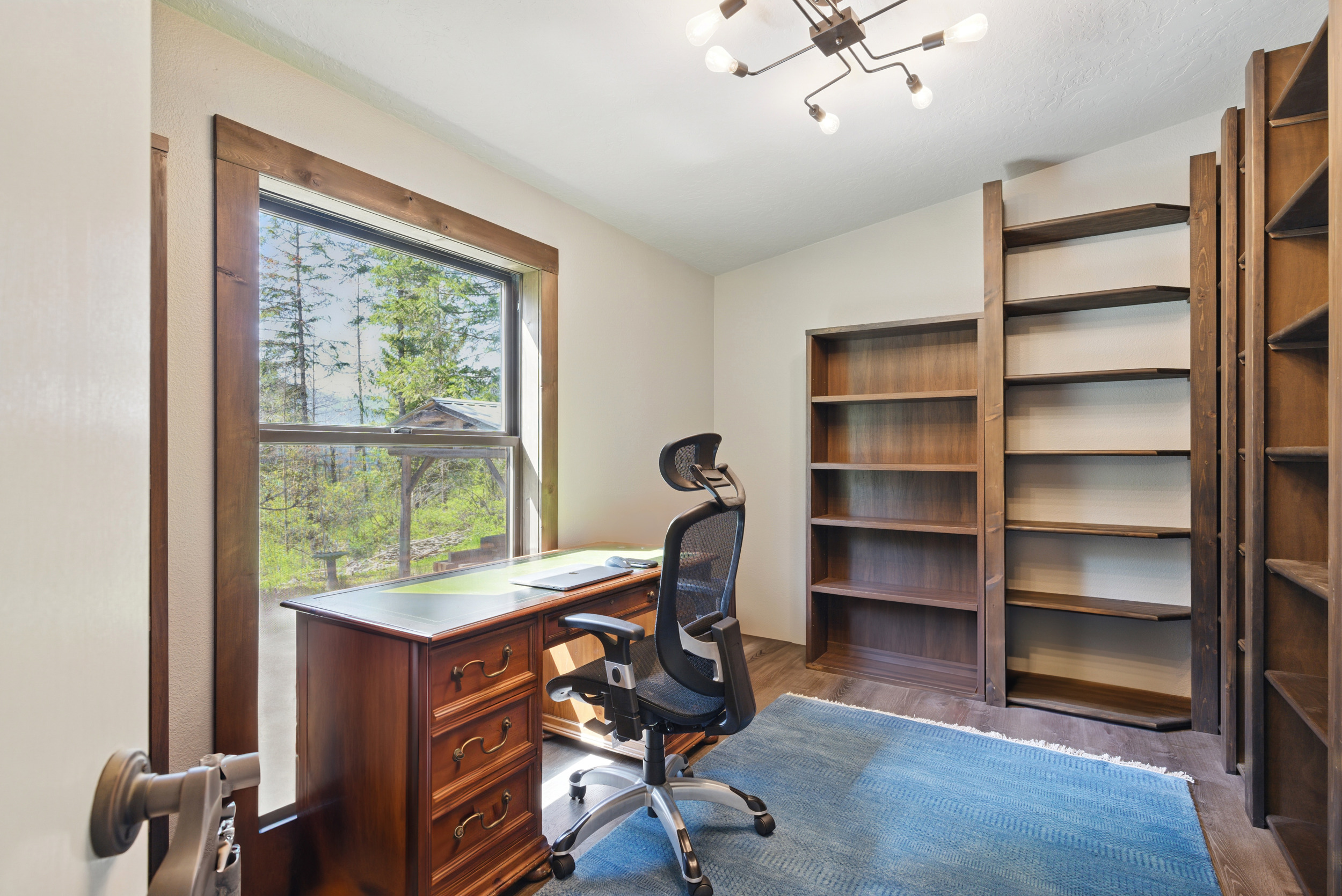 Clark Fork, Idaho, 83811, United States, 3 Bedrooms Bedrooms, ,2 BathroomsBathrooms,Residential,For Sale,1887934