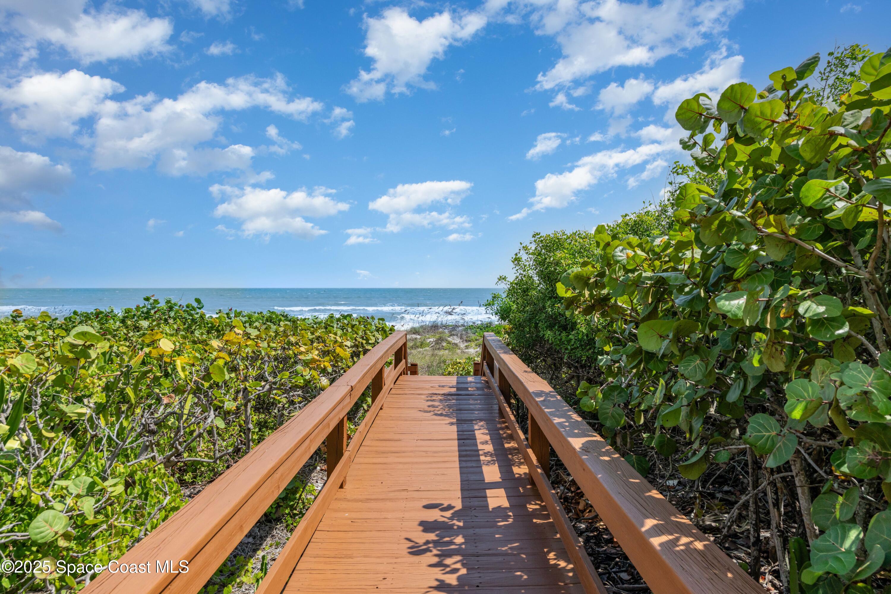 Cocoa Beach, Florida, 32931, United States, 2 Bedrooms Bedrooms, ,2 BathroomsBathrooms,Residential,For Sale,1979043