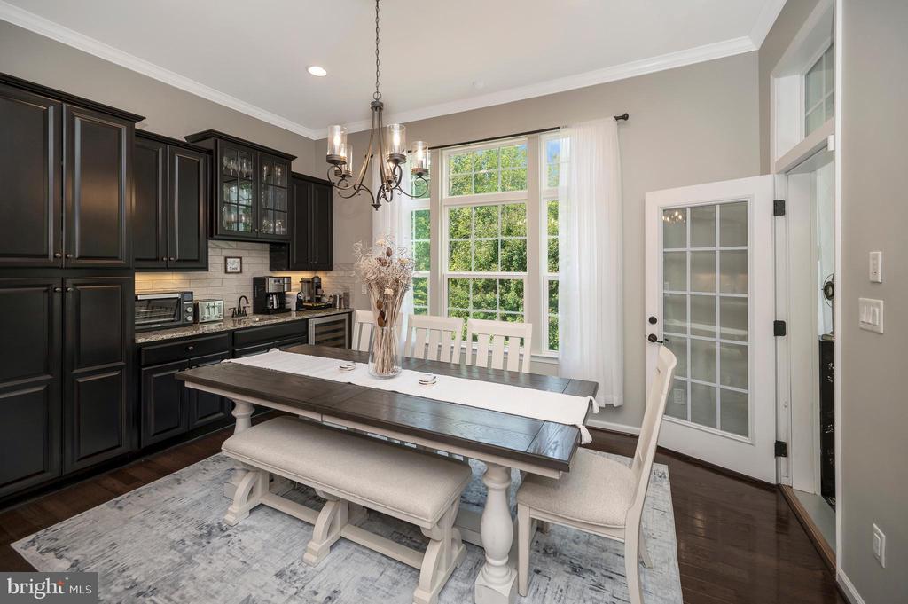 Fredericksburg, Virginia, 22406, United States, 5 Bedrooms Bedrooms, ,6 BathroomsBathrooms,Residential,For Sale,1981857