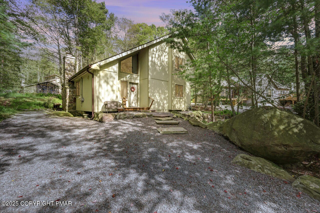 Pocono Pines, Pennsylvania, 18350, United States, 3 Bedrooms Bedrooms, ,2 BathroomsBathrooms,Residential,For Sale,1976304