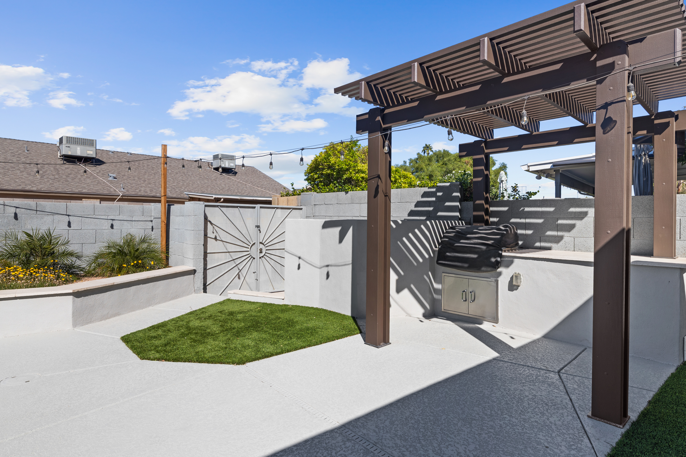 Tempe, Arizona, 85283, United States, 4 Bedrooms Bedrooms, ,2 BathroomsBathrooms,Residential,For Sale,1976655