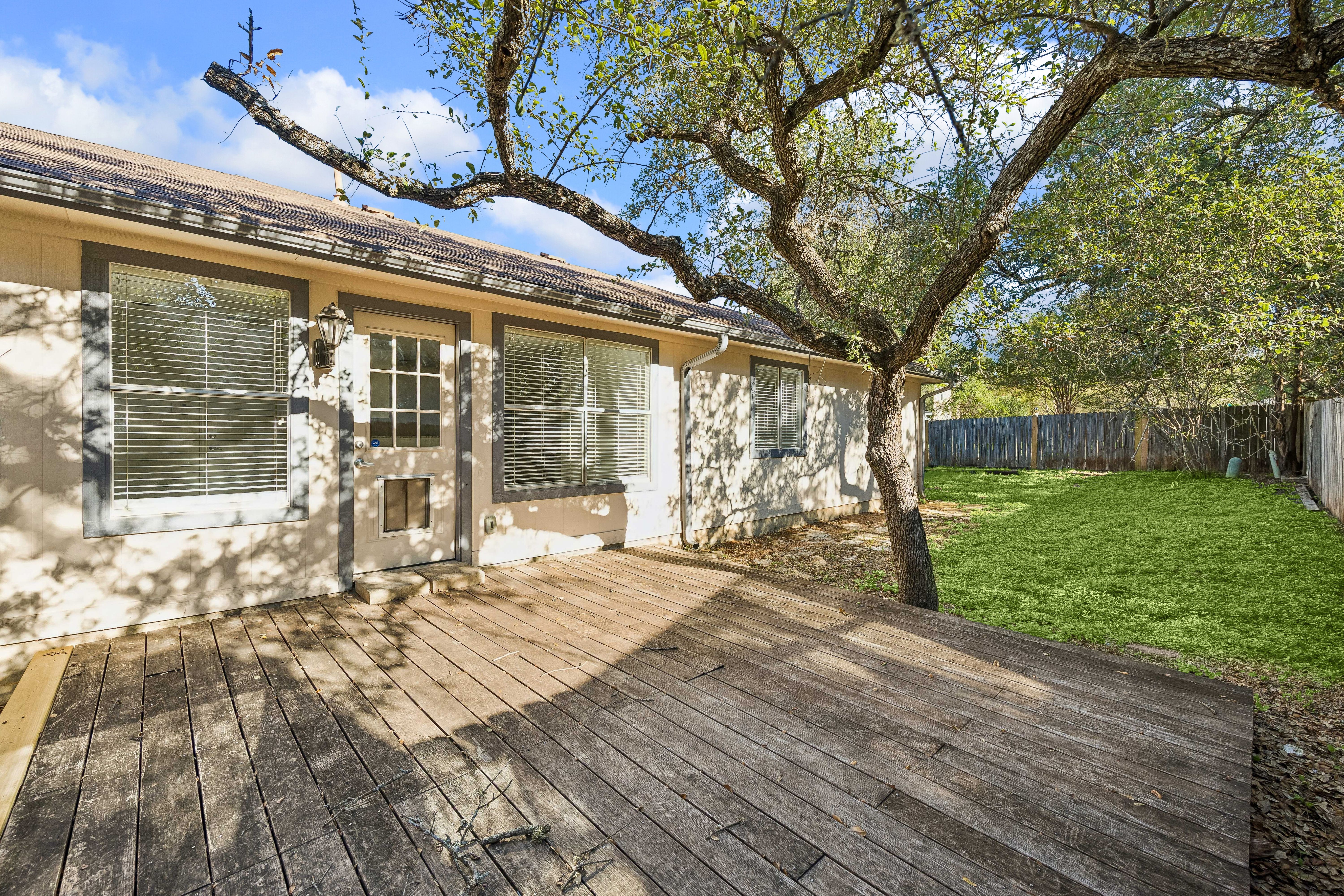  Adorable, Well Maintained with Open Floor Plan - 物件實景