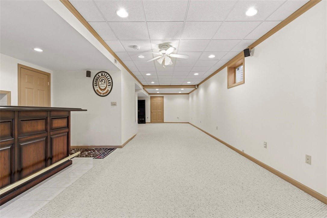 Robinson Twp, Pennsylvania, 15136, United States, 4 Bedrooms Bedrooms, ,4 BathroomsBathrooms,Residential,For Sale,1992157