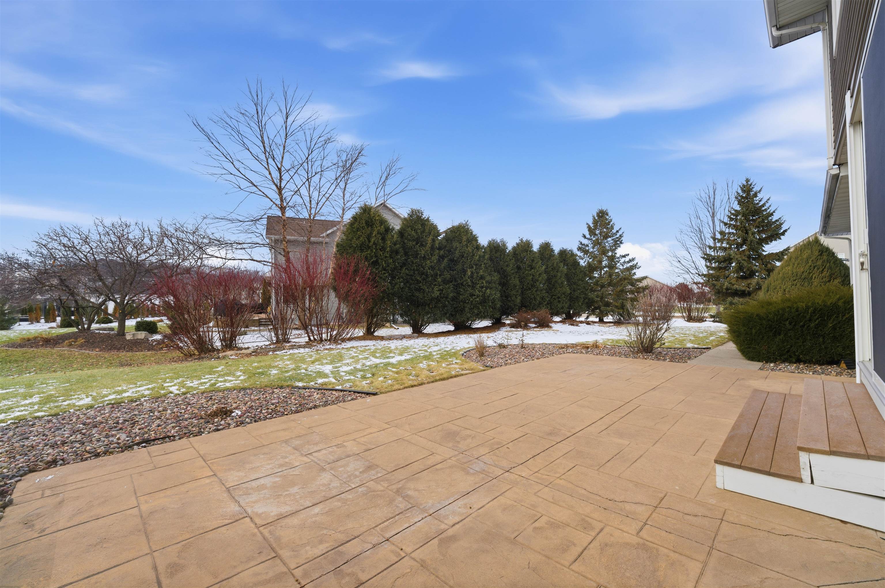 Oshkosh, Wisconsin, 54904, United States, 4 Bedrooms Bedrooms, ,4 BathroomsBathrooms,Residential,For Sale,2009649