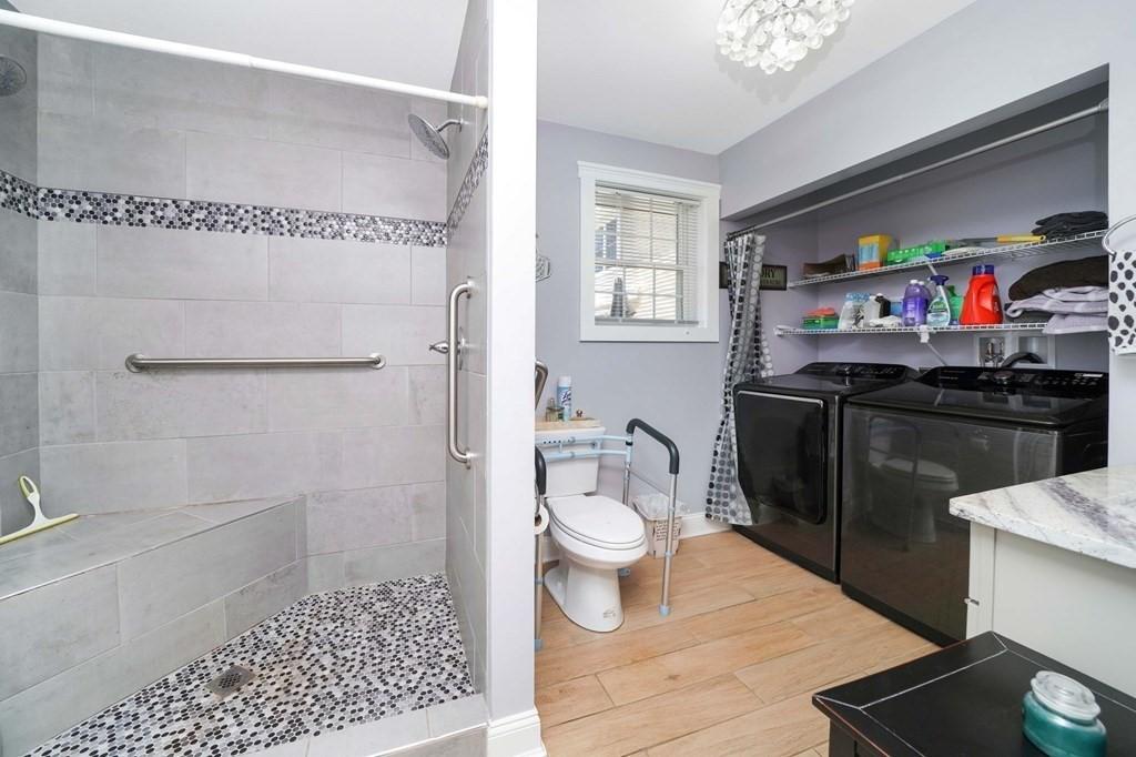 Oxford, Massachusetts, 01540, United States, 4 Bedrooms Bedrooms, ,4 BathroomsBathrooms,Residential,For Sale,1936880