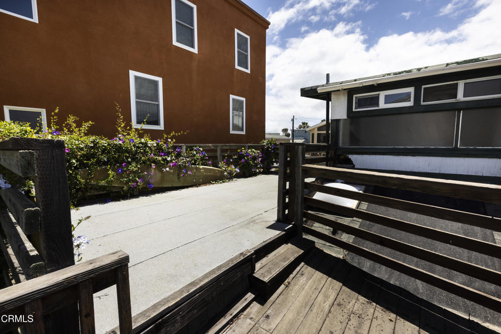 Oxnard, California, 93035, United States, 2 Bedrooms Bedrooms, ,1 BathroomBathrooms,Residential,For Sale,2048022