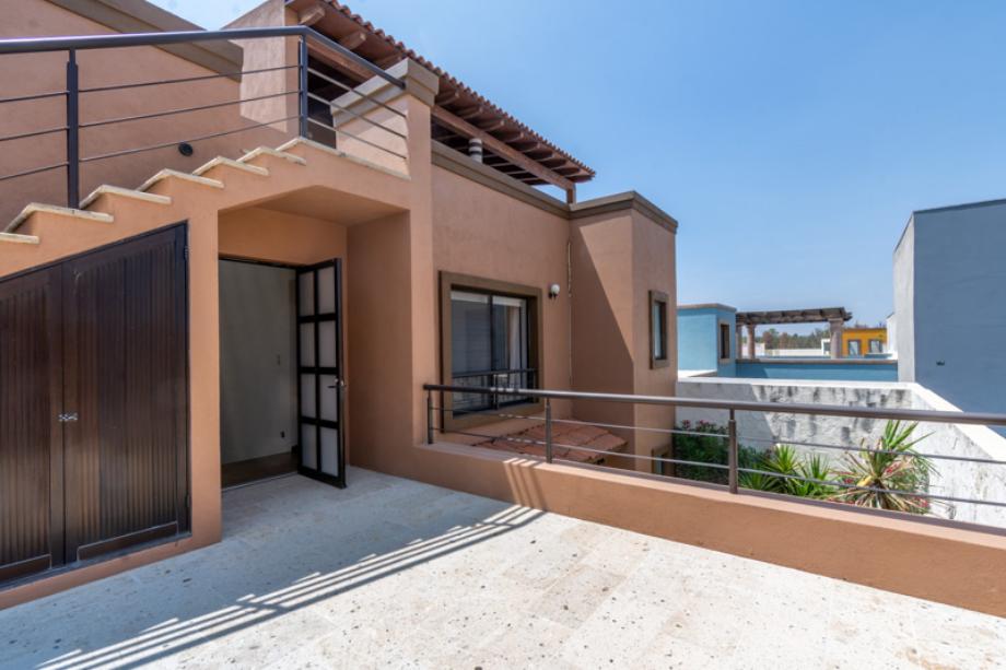 San Miguel de Allende, Guanajuato, 37774, Mexico, 3 Bedrooms Bedrooms, ,3 BathroomsBathrooms,Residential,For Sale,1859638