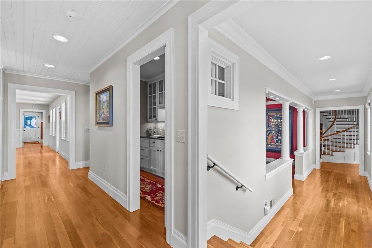Stowe, Vermont, 05672, United States, 4 Bedrooms Bedrooms, ,6 BathroomsBathrooms,Residential,For Sale,1840116