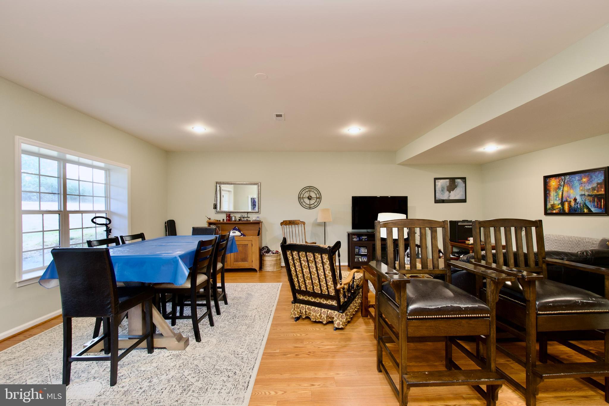 Aldie, Virginia, 20105, United States, 4 Bedrooms Bedrooms, ,5 BathroomsBathrooms,Residential,For Sale,1943897