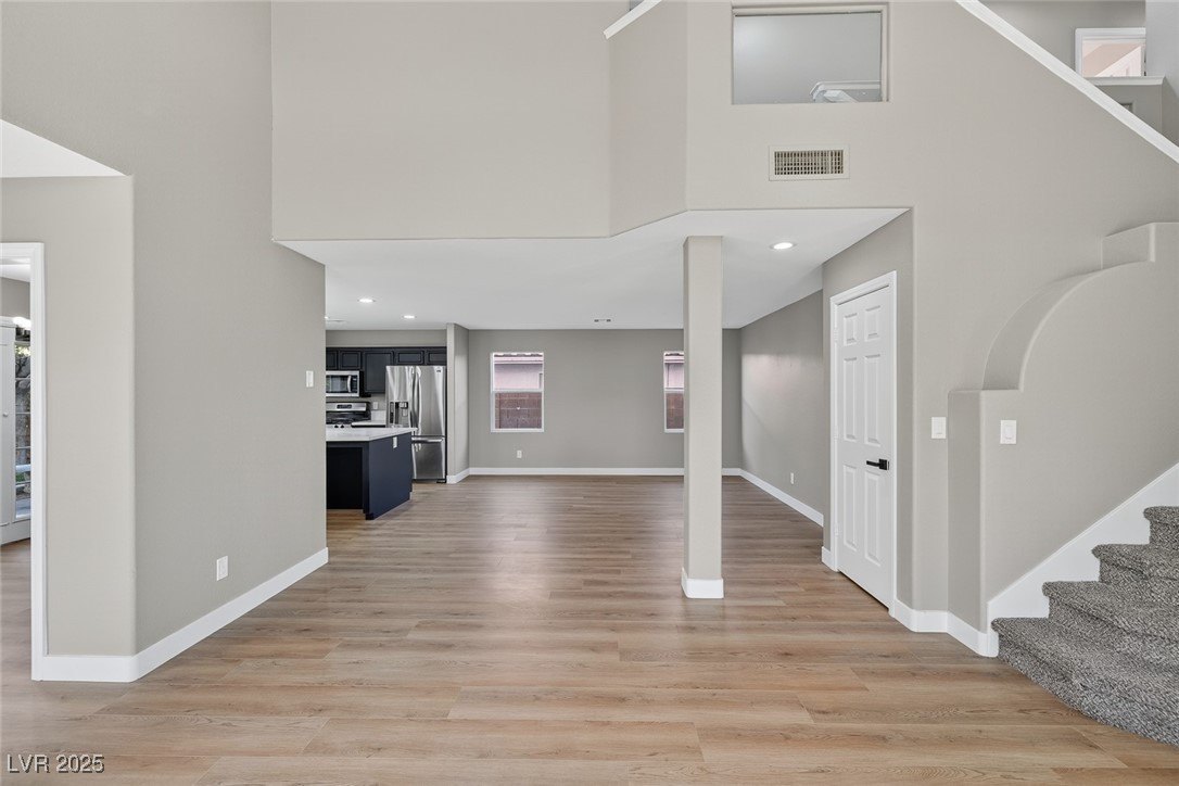 Las Vegas, Nevada, 89117, United States, 4 Bedrooms Bedrooms, ,3 BathroomsBathrooms,Residential,For Sale,1978159