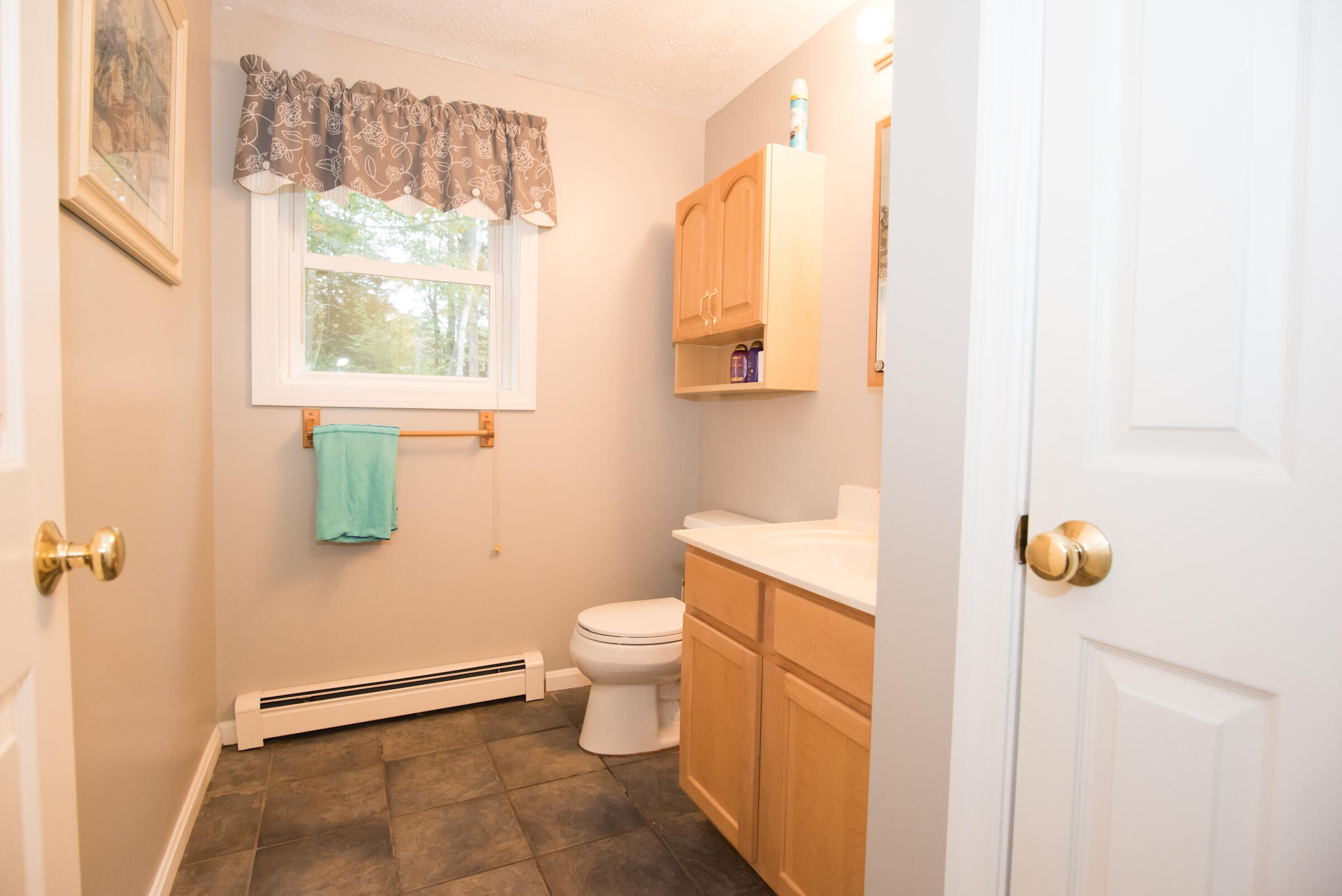 Gorham, Maine, 04038, United States, 3 Bedrooms Bedrooms, ,2 BathroomsBathrooms,Residential,For Sale,1965072