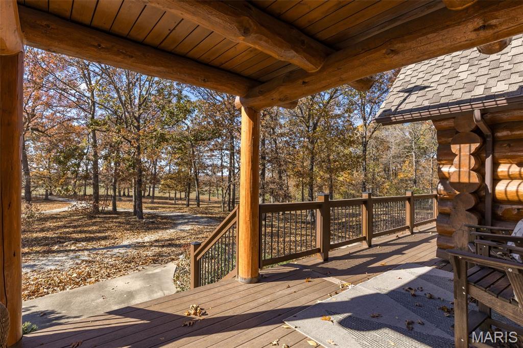 Farmington, Missouri, 63640, United States, 3 Bedrooms Bedrooms, ,4 BathroomsBathrooms,Residential,For Sale,1991980